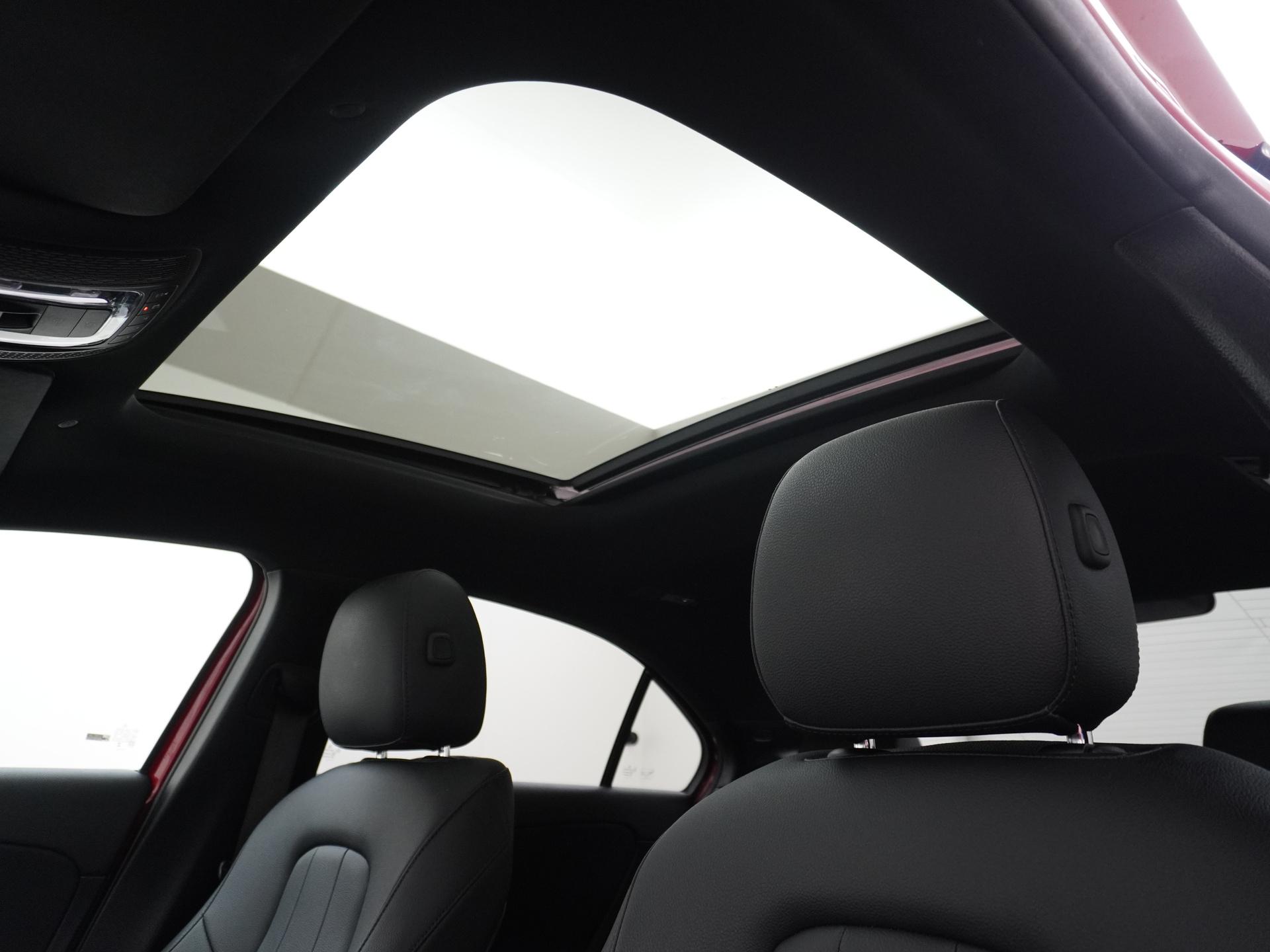 Mercedes-Benz A-klasse 250 e Luxury Line - Afbeelding 4