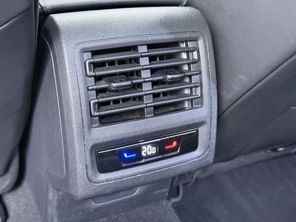 Airconditioning automatisch, 3-zone (Climatronic) Airconditioning automatisch, 3-zone (Climatronic)