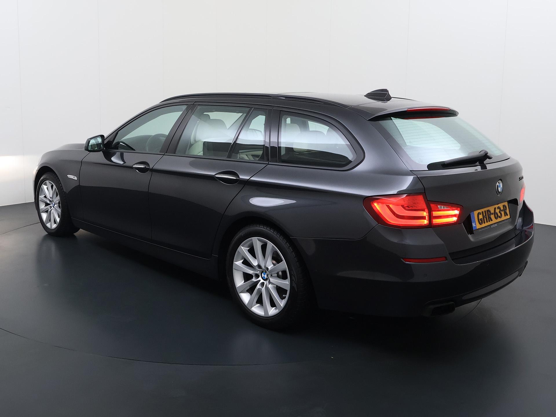 BMW 5-serie Touring 550i High Executive - Afbeelding 3