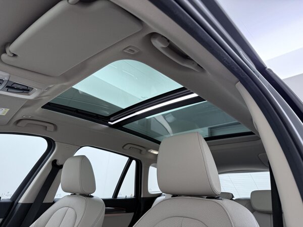 Glazen panoramadak Glazen panoramadak