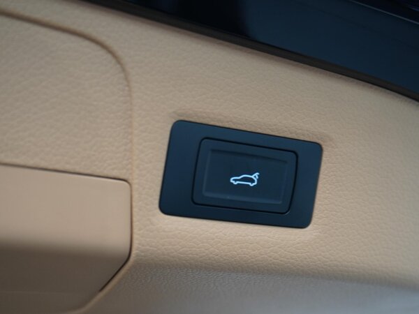 elektrisch bedienbare achterklep elektrisch bedienbare achterklep