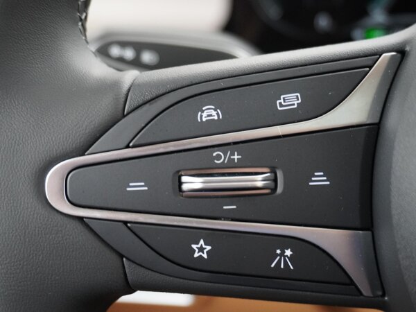 Adaptive Cruise Control Adaptive Cruise Control