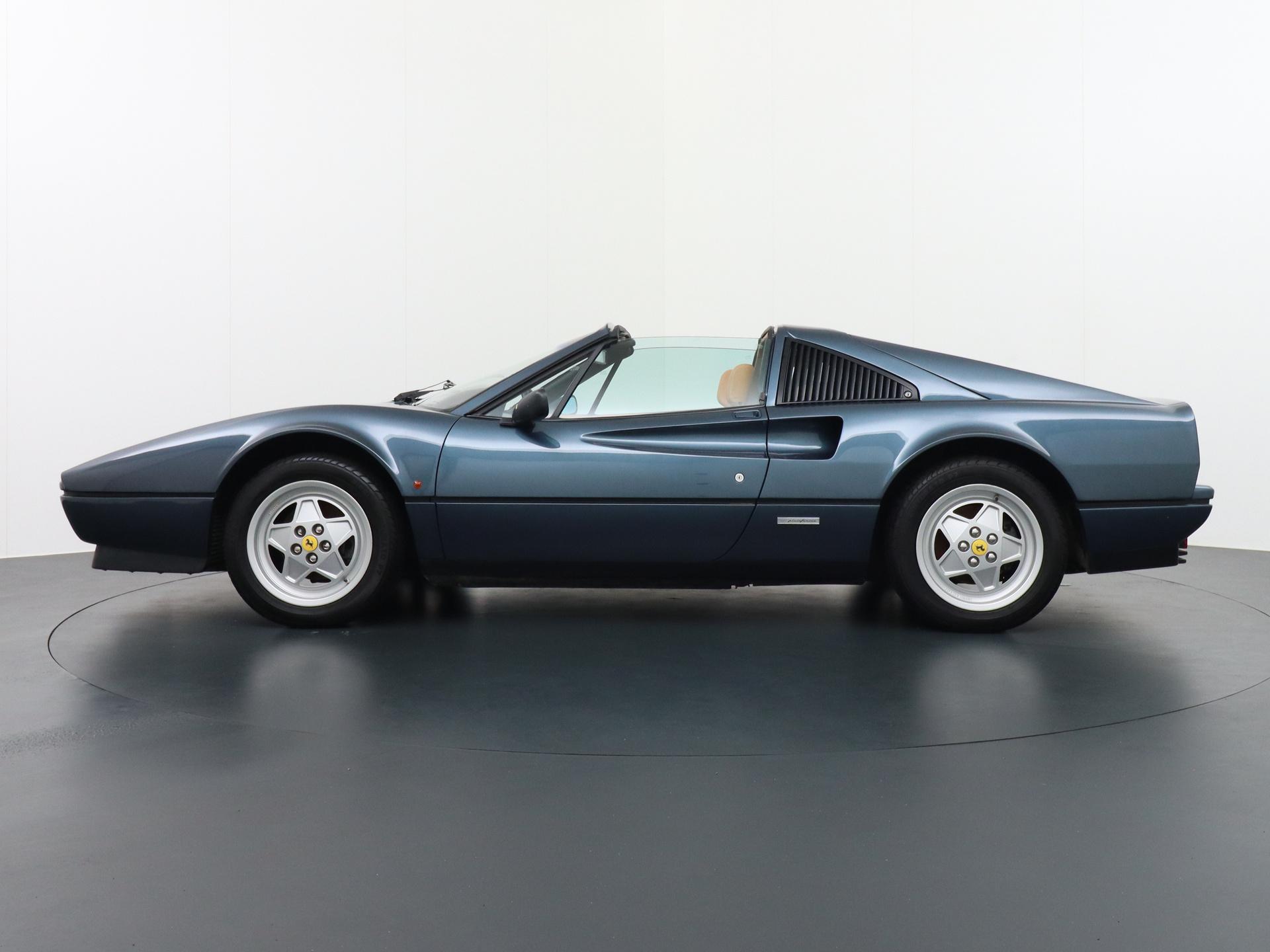 Ferrari 328 GTS - Afbeelding 2