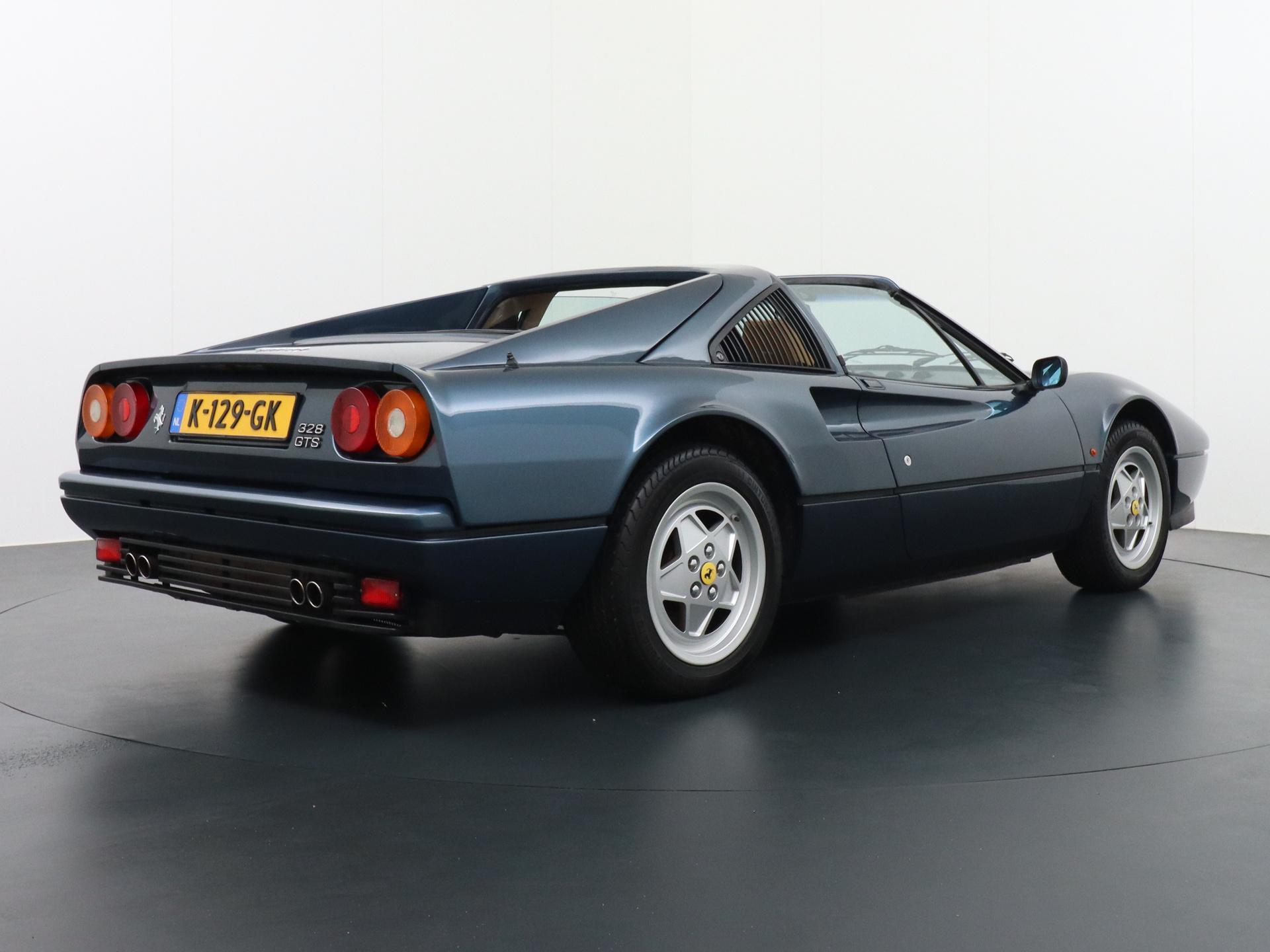 Ferrari 328 GTS - Afbeelding 5