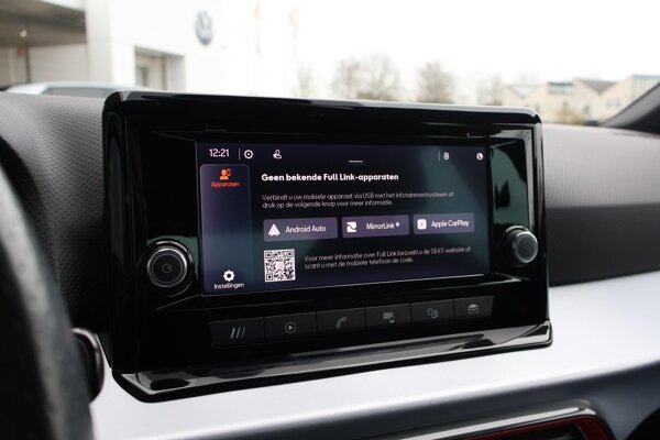 Apple Carplay/Android Auto