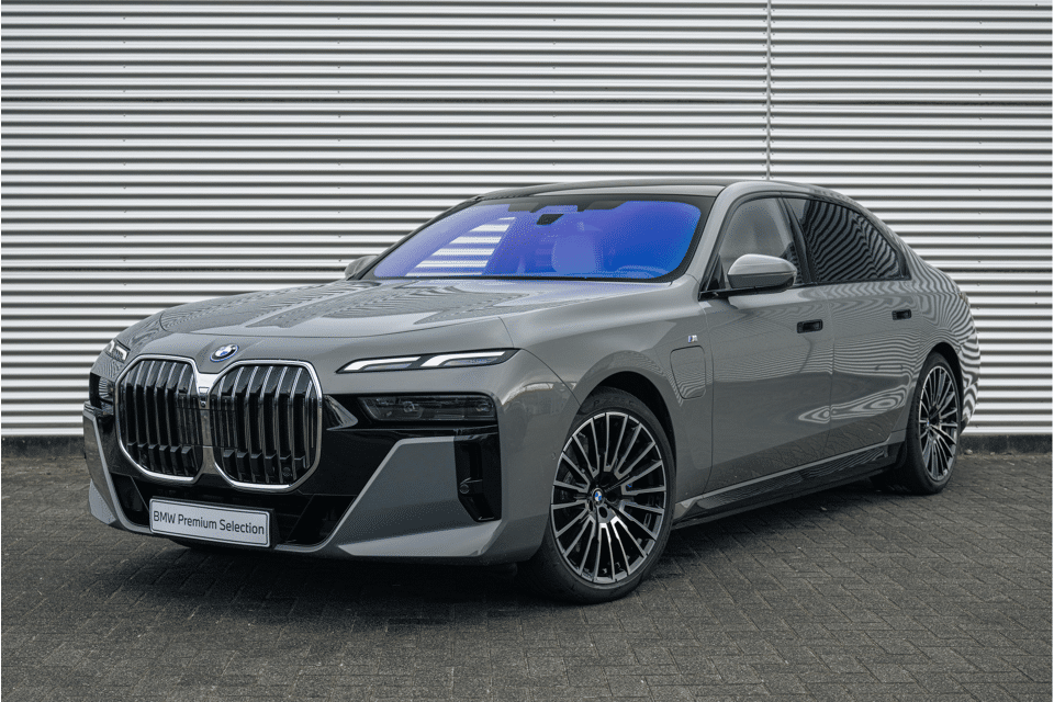 BMW 7 Serie 750e xDrive High Executive M Sport Automaat - Afbeelding 1