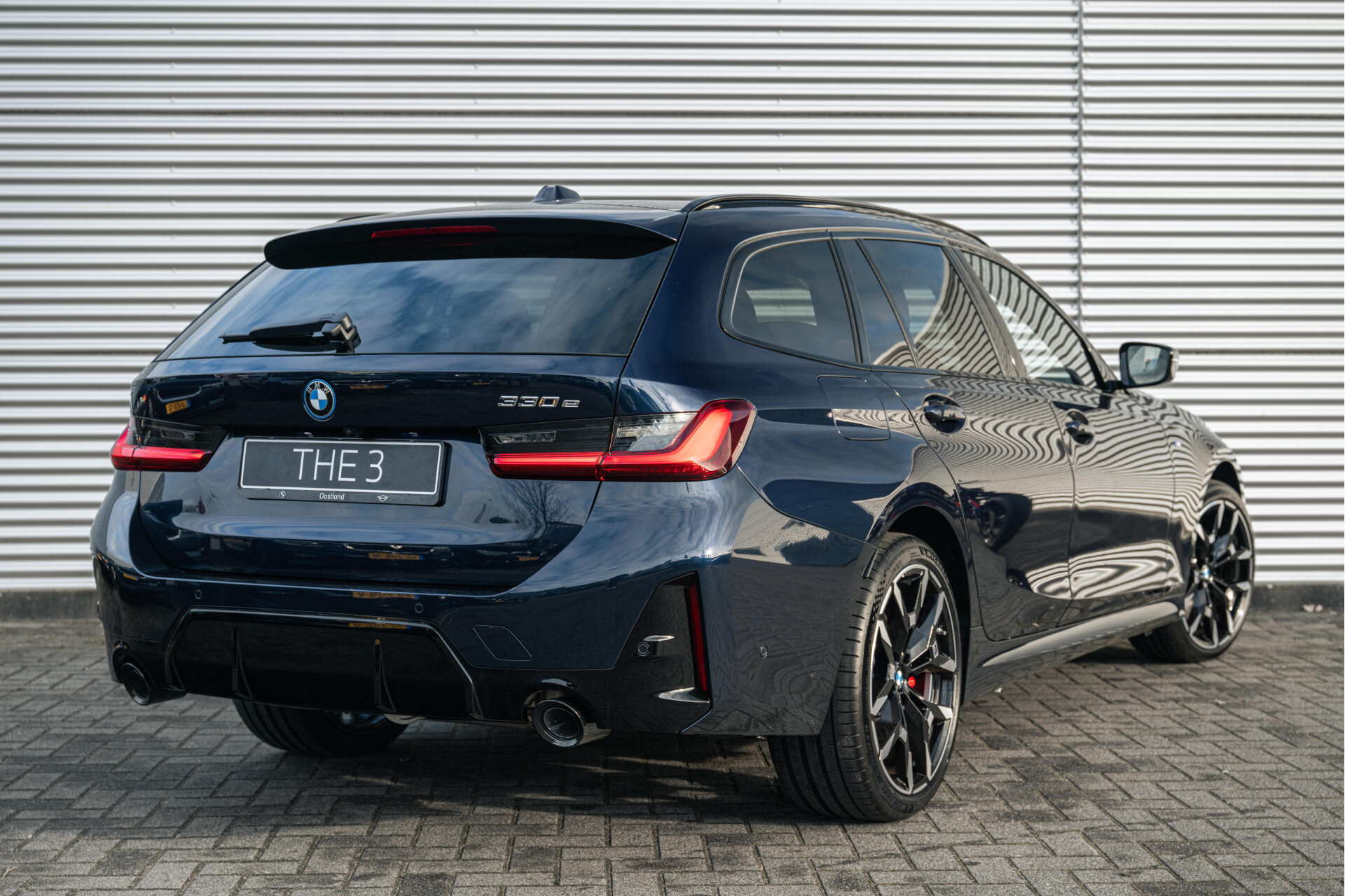 BMW 3 Serie Touring 330e High Executive M Sport Automaat - Afbeelding 2