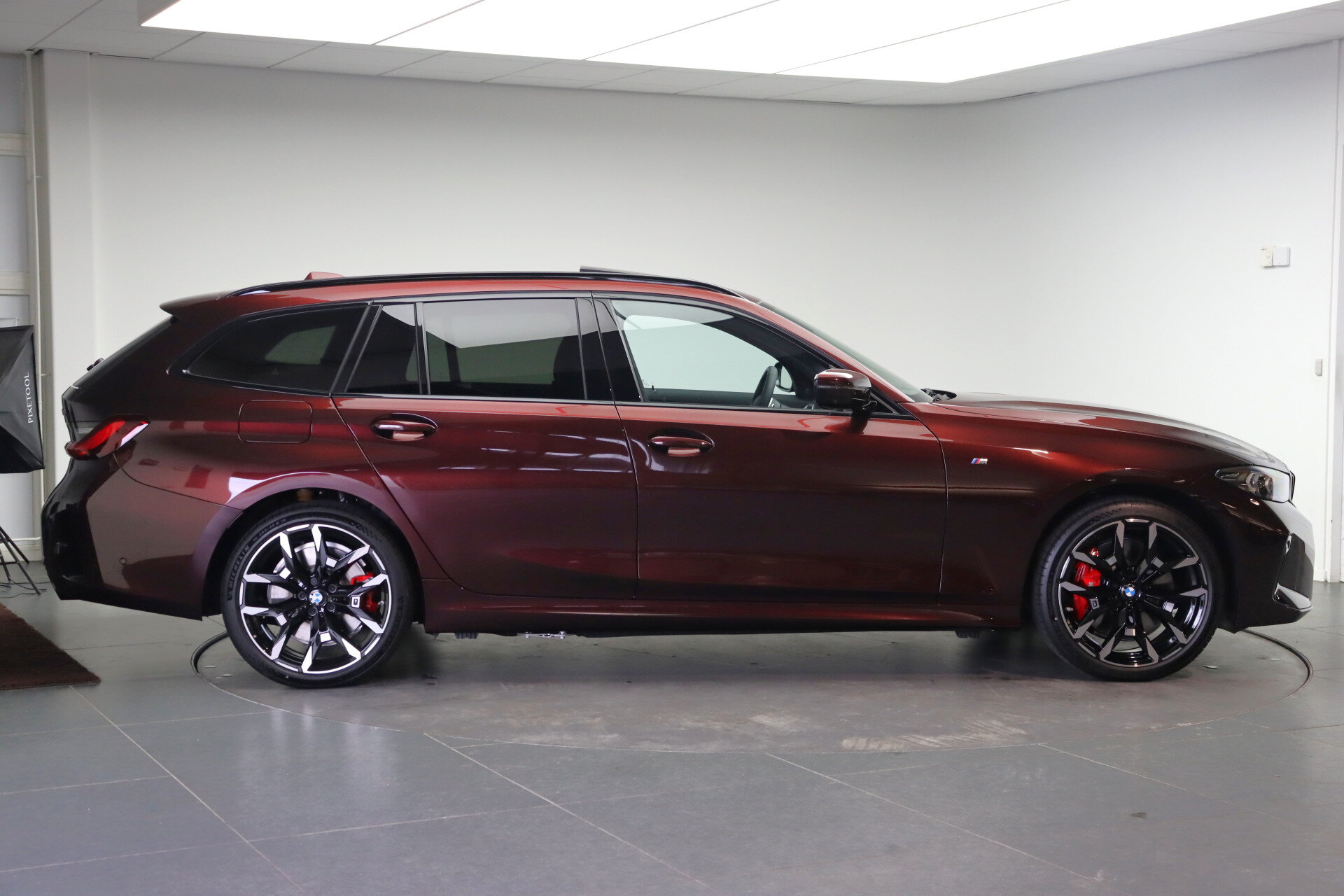 BMW 3 Serie Touring 330e High Executive M Sport Automaat - Afbeelding 4