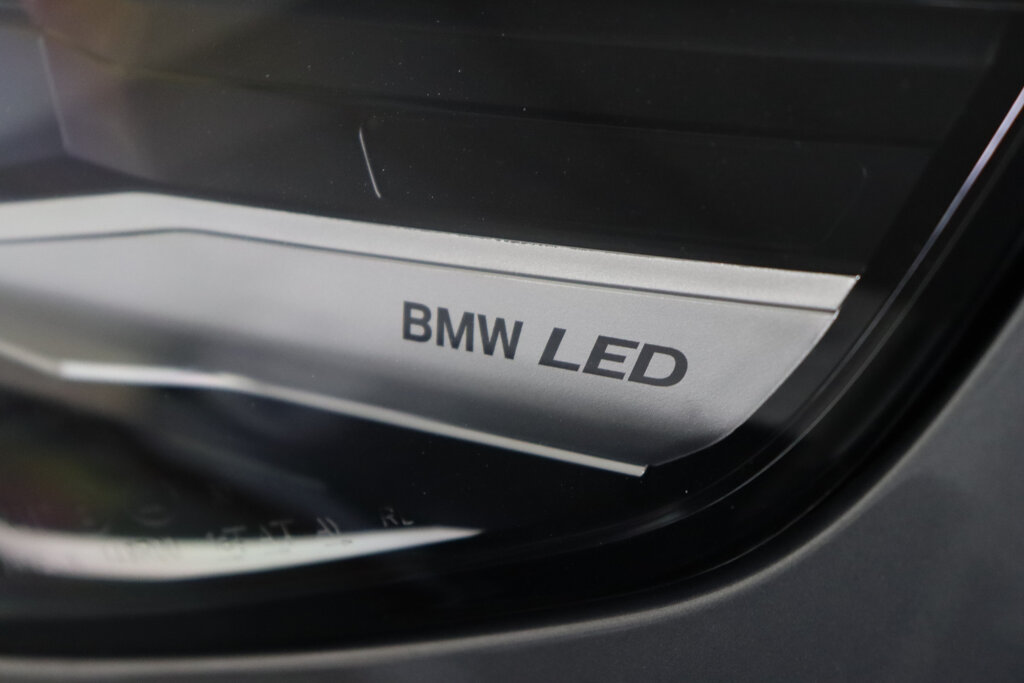 BMW i5 6