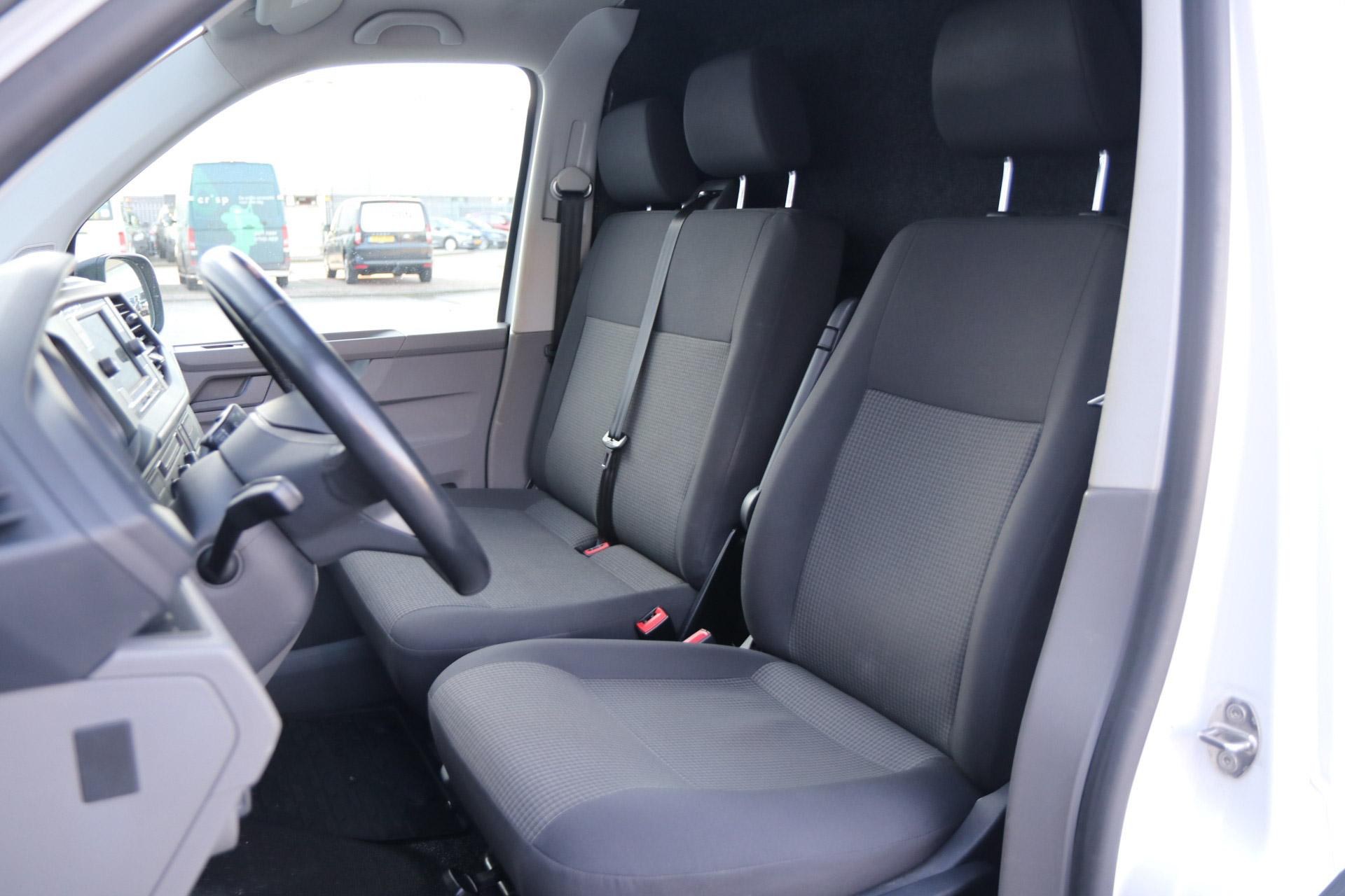 Volkswagen Transporter 2.0 TDI 150pk DSG L2H1 30 - Afbeelding 5