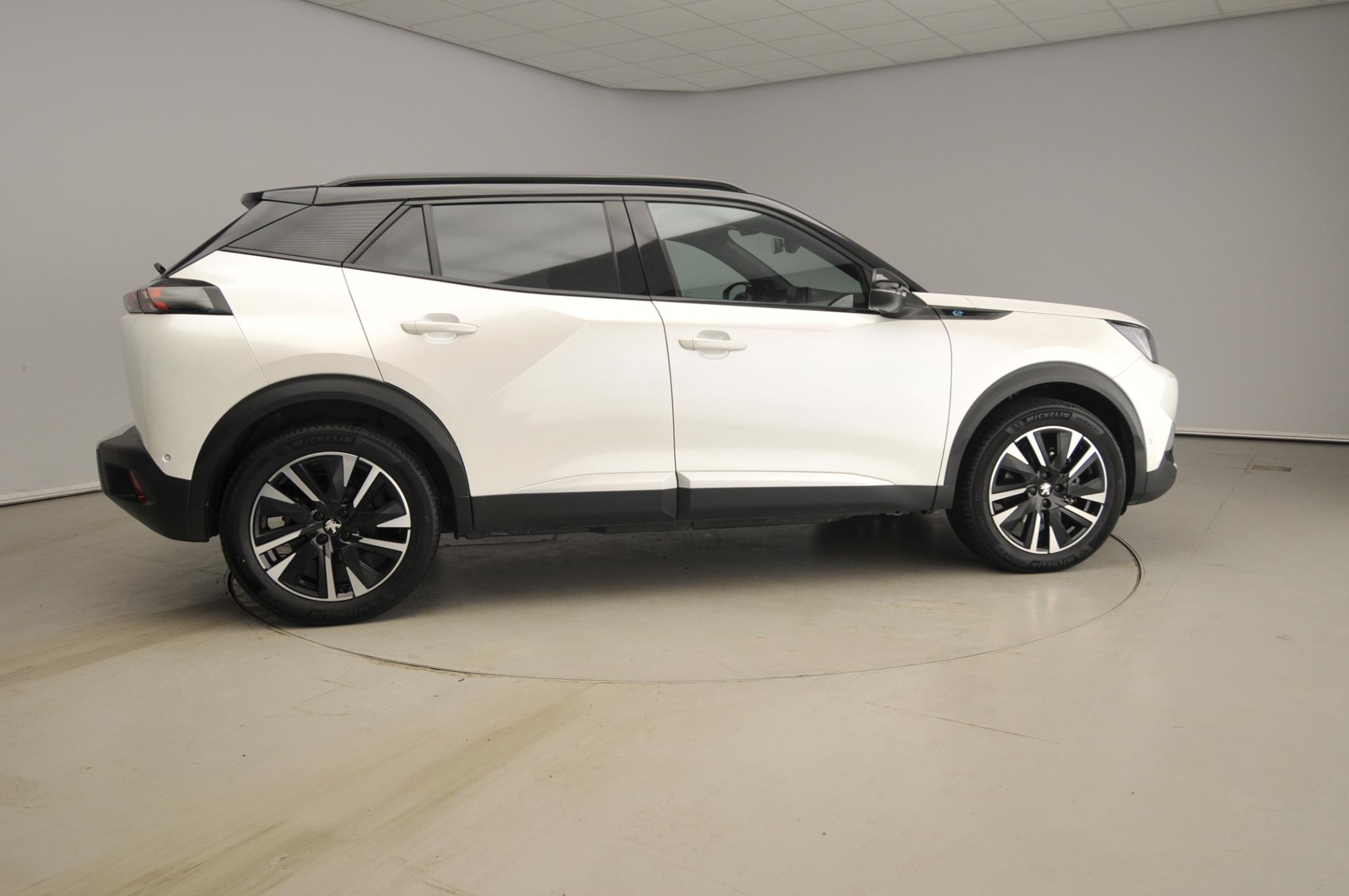 Peugeot e-2008 EV GT Pack 50 kWh - Afbeelding 4