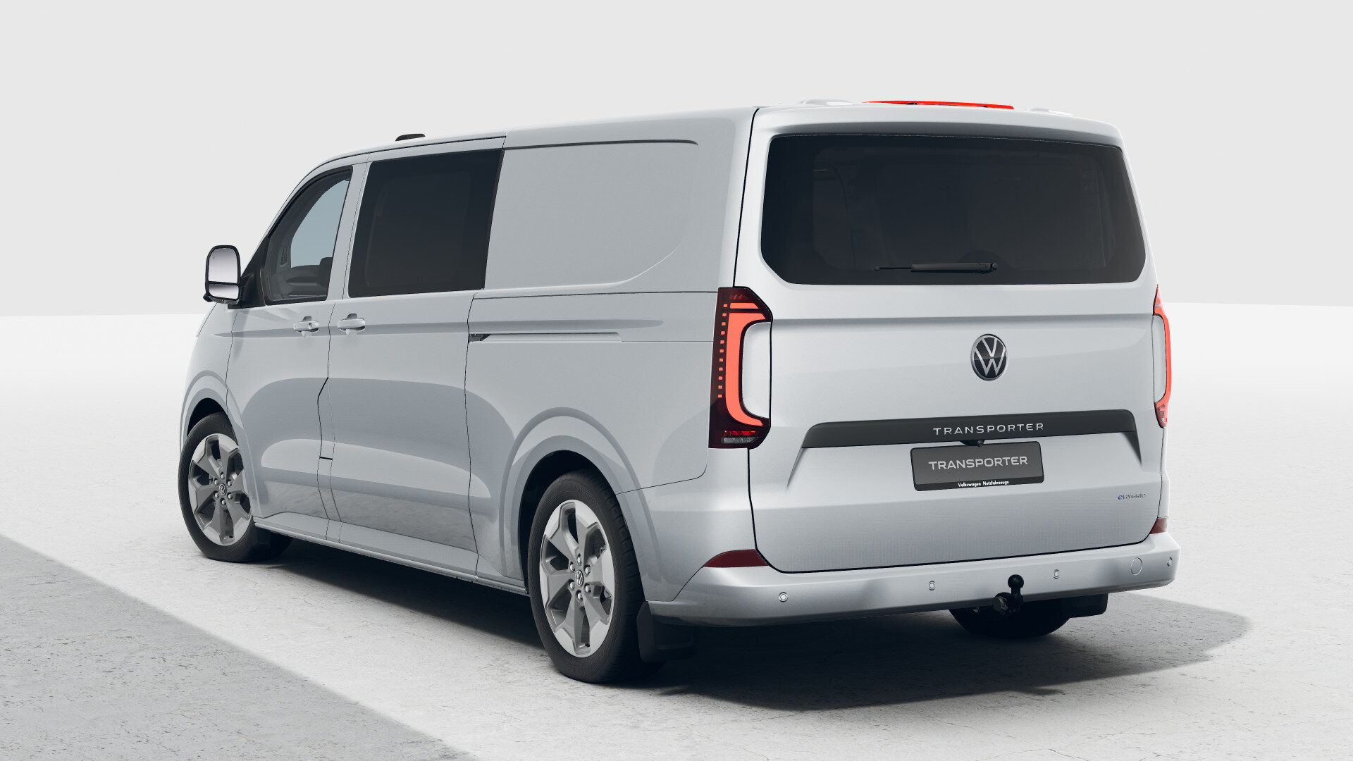 Volkswagen Transporter 2.5 eHybrid 233pk AUT L2H1 30 Bulli - Afbeelding 2