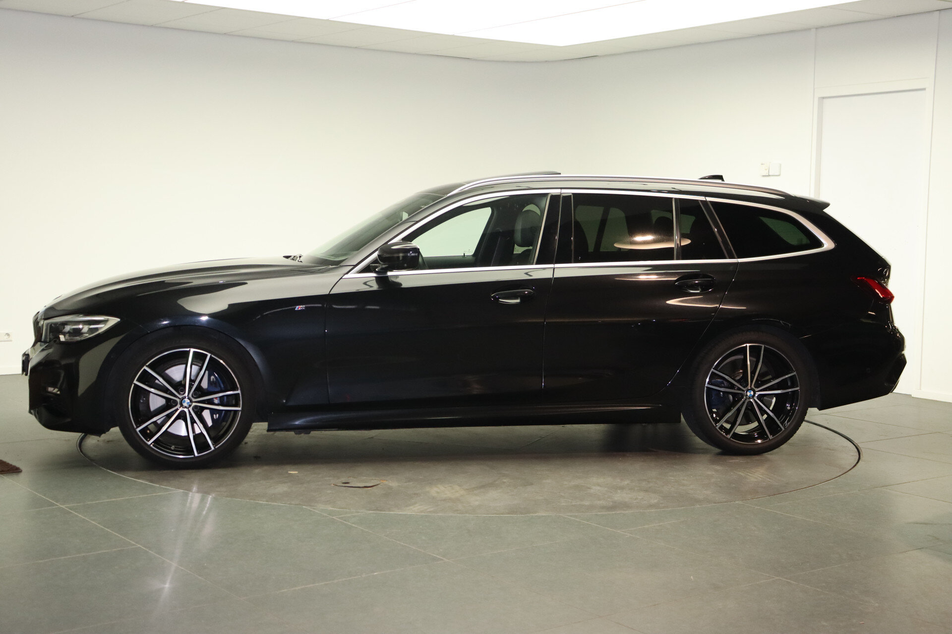 BMW 3 Serie Touring 330i High Executive M Sport Automaat - Afbeelding 2