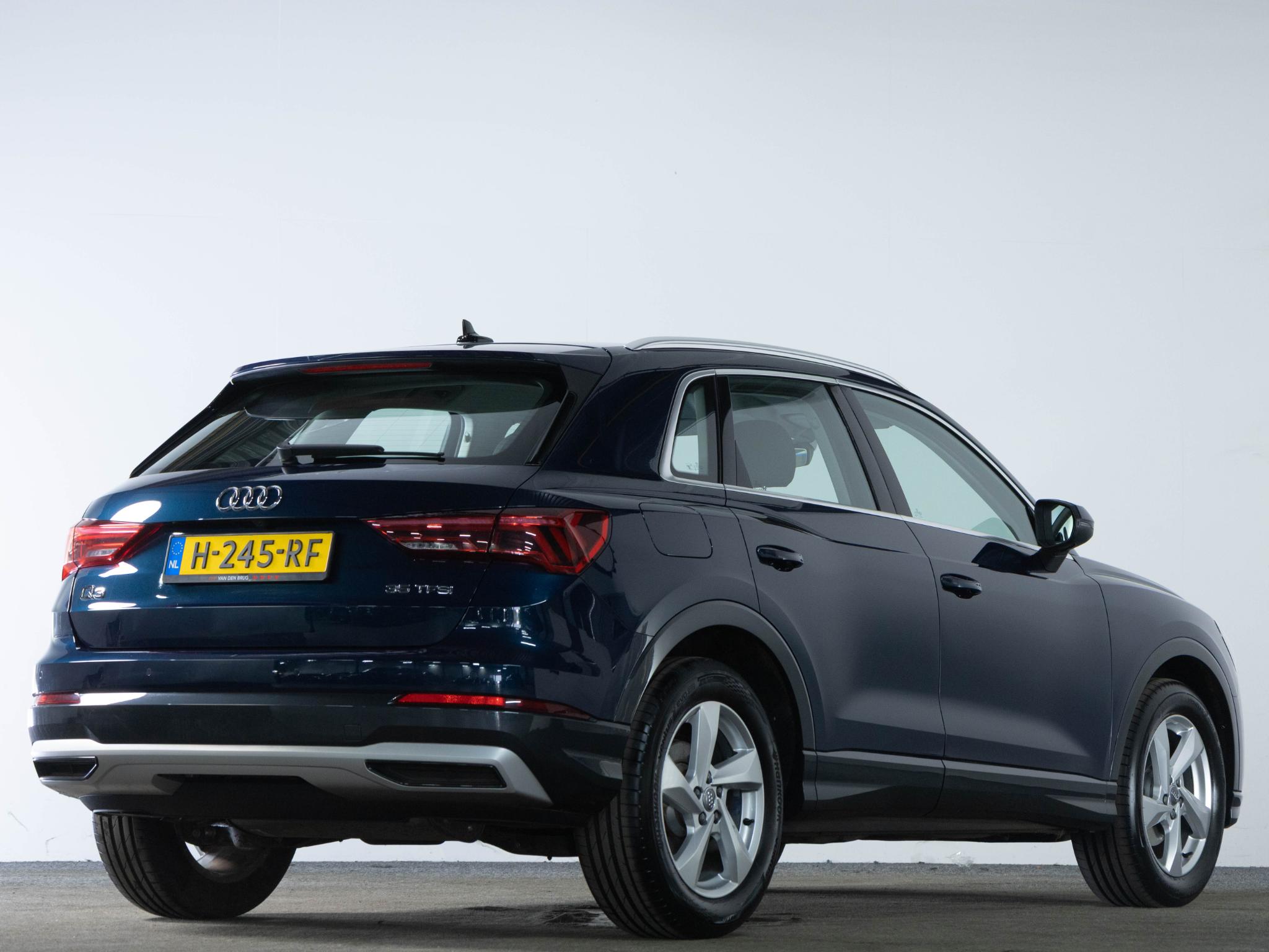 Audi Q3 35 TFSI 150 PK Business Edition - Afbeelding 2