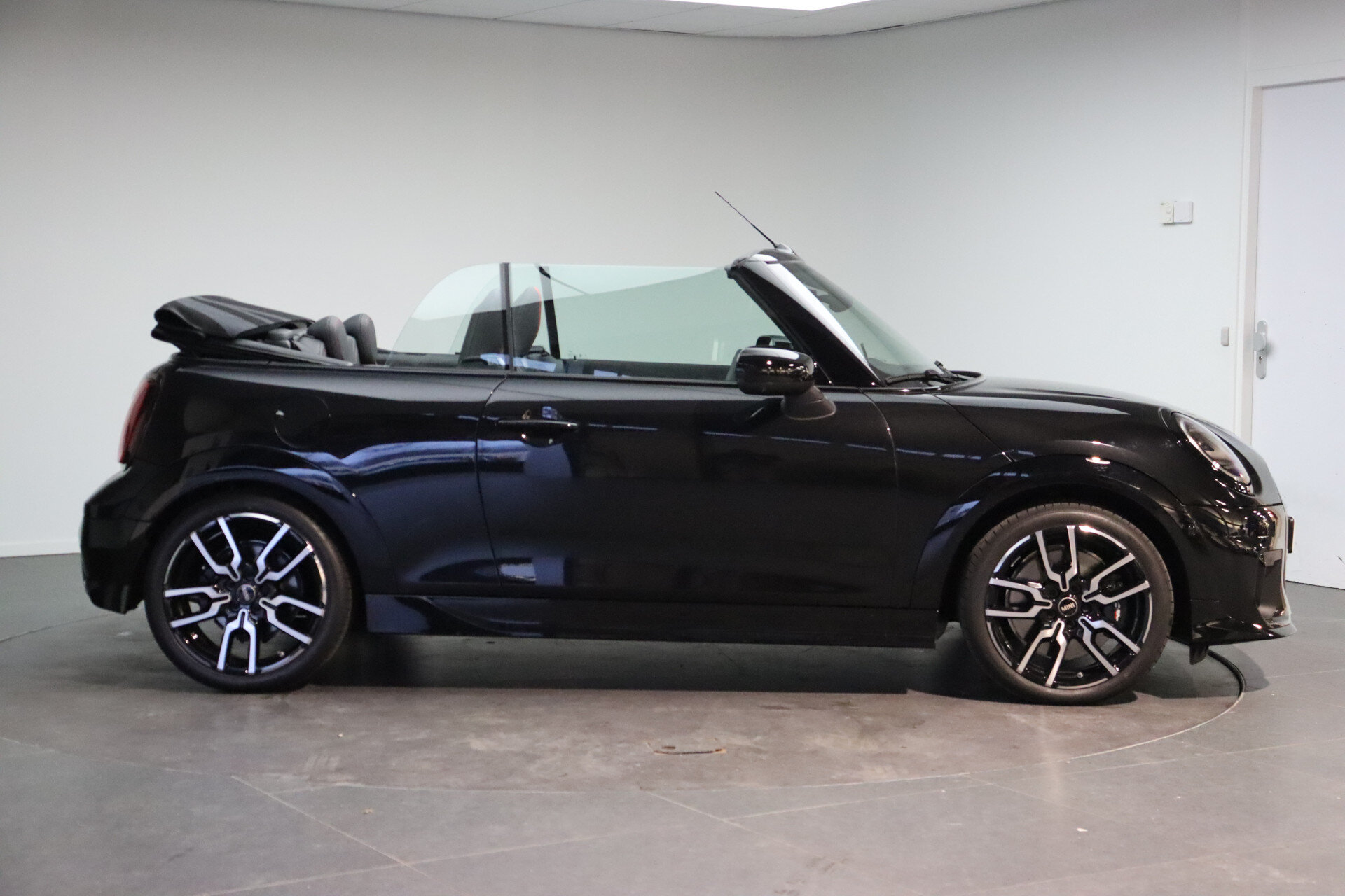 MINI Cooper Cabrio C John Cooper Works Automaat - Afbeelding 4