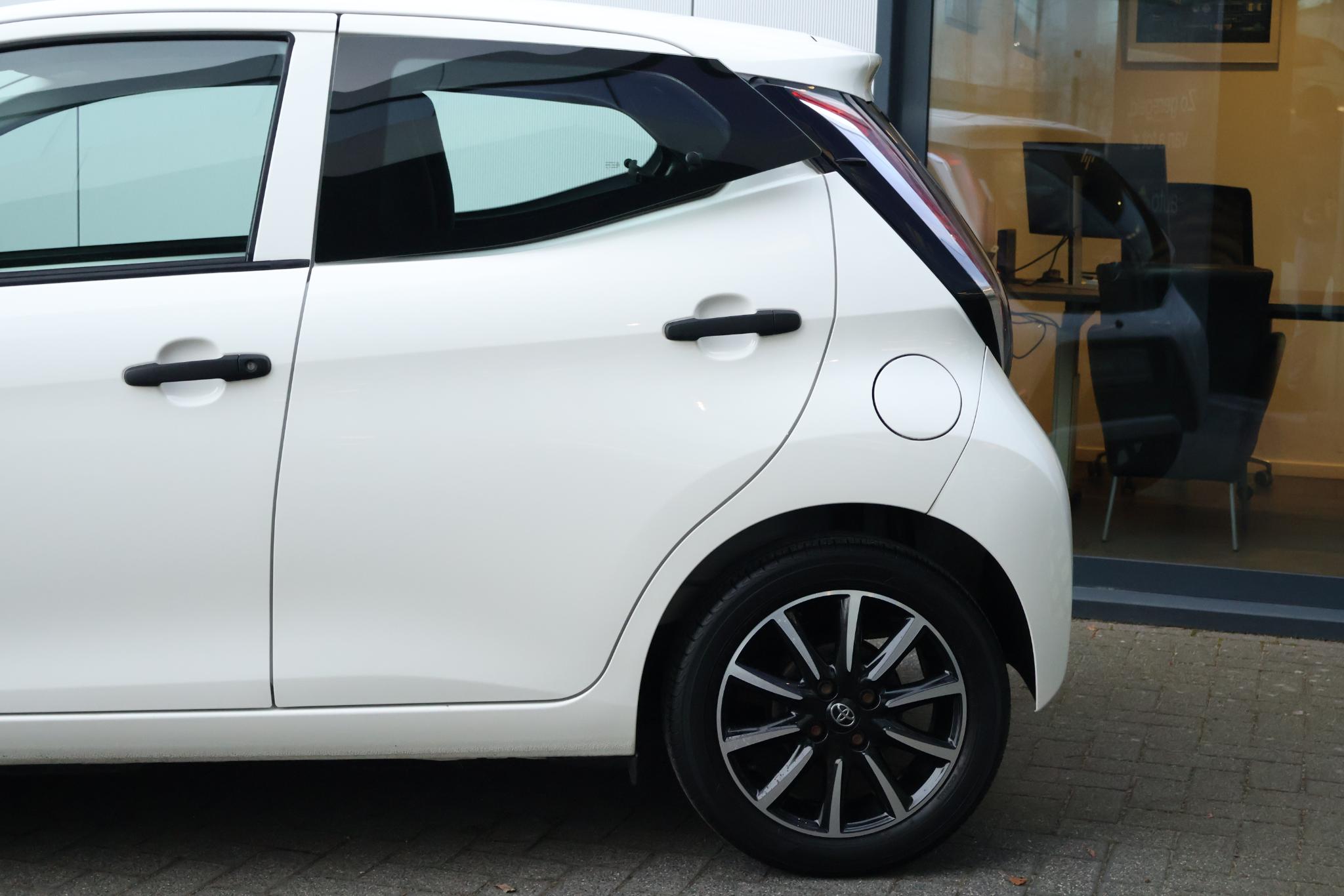 Toyota Aygo 1.0 VVT-i x-fun - Afbeelding 5