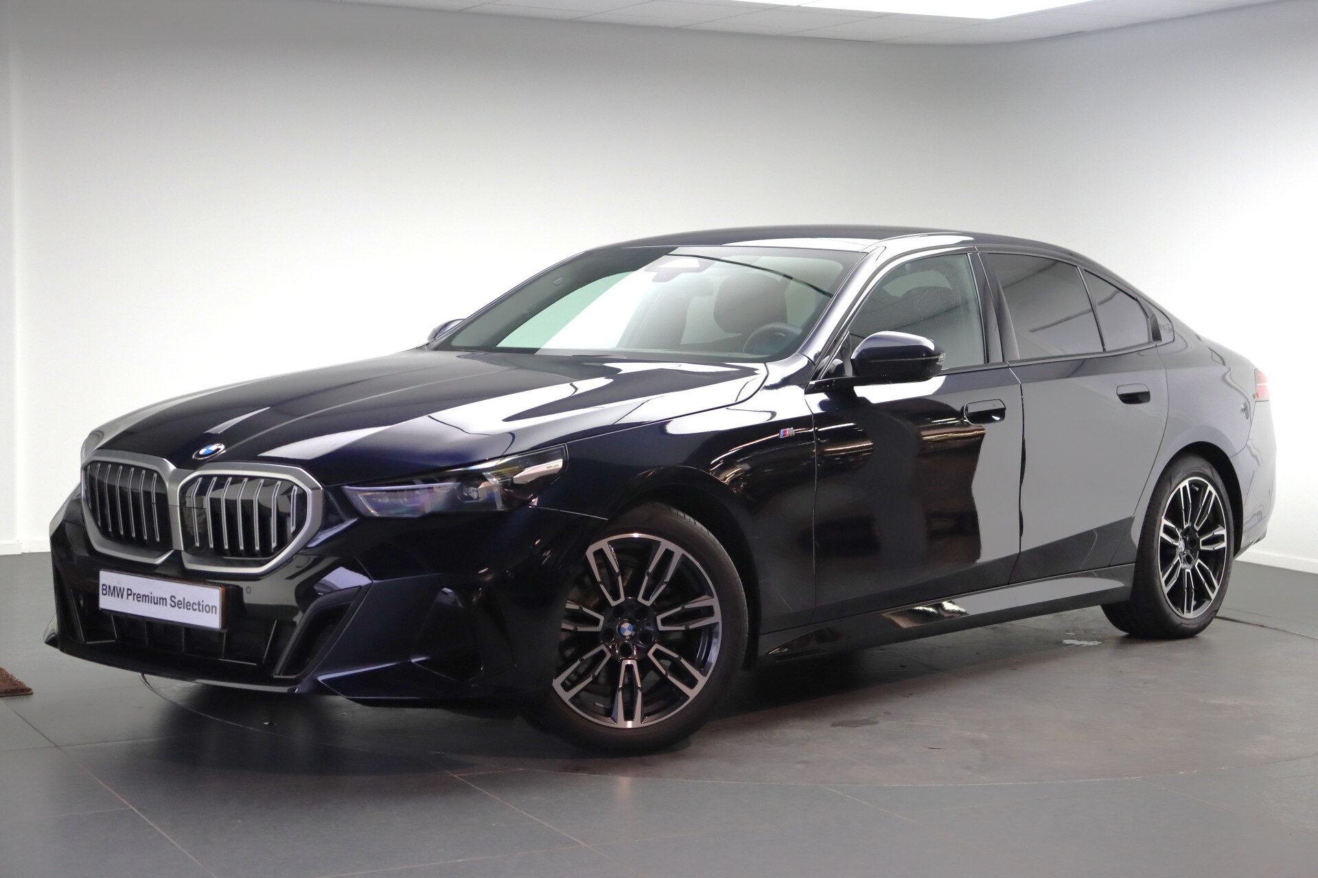 BMW 5 Serie 520i M Sport Automaat