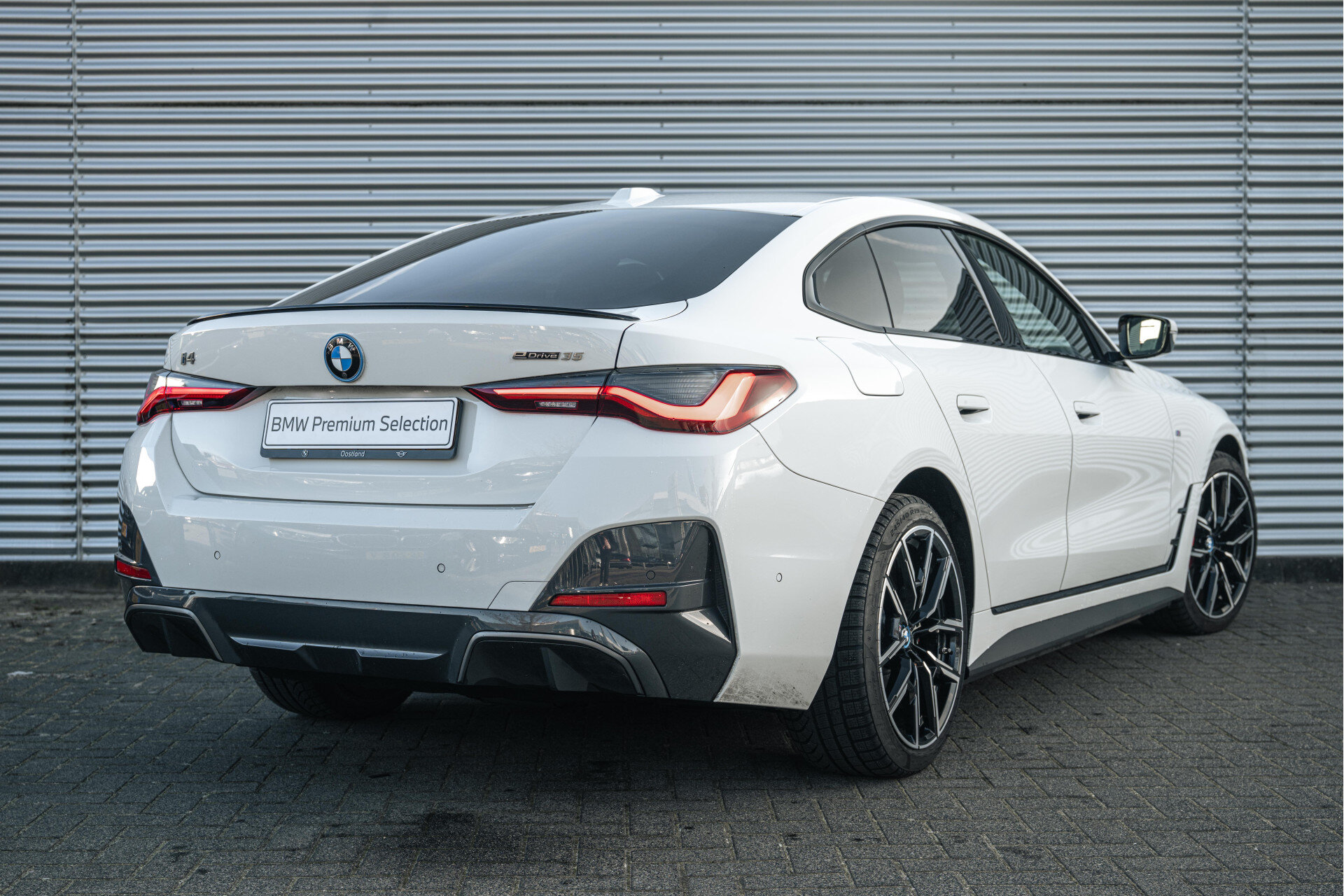BMW i4 eDrive35 M Sport - Afbeelding 2