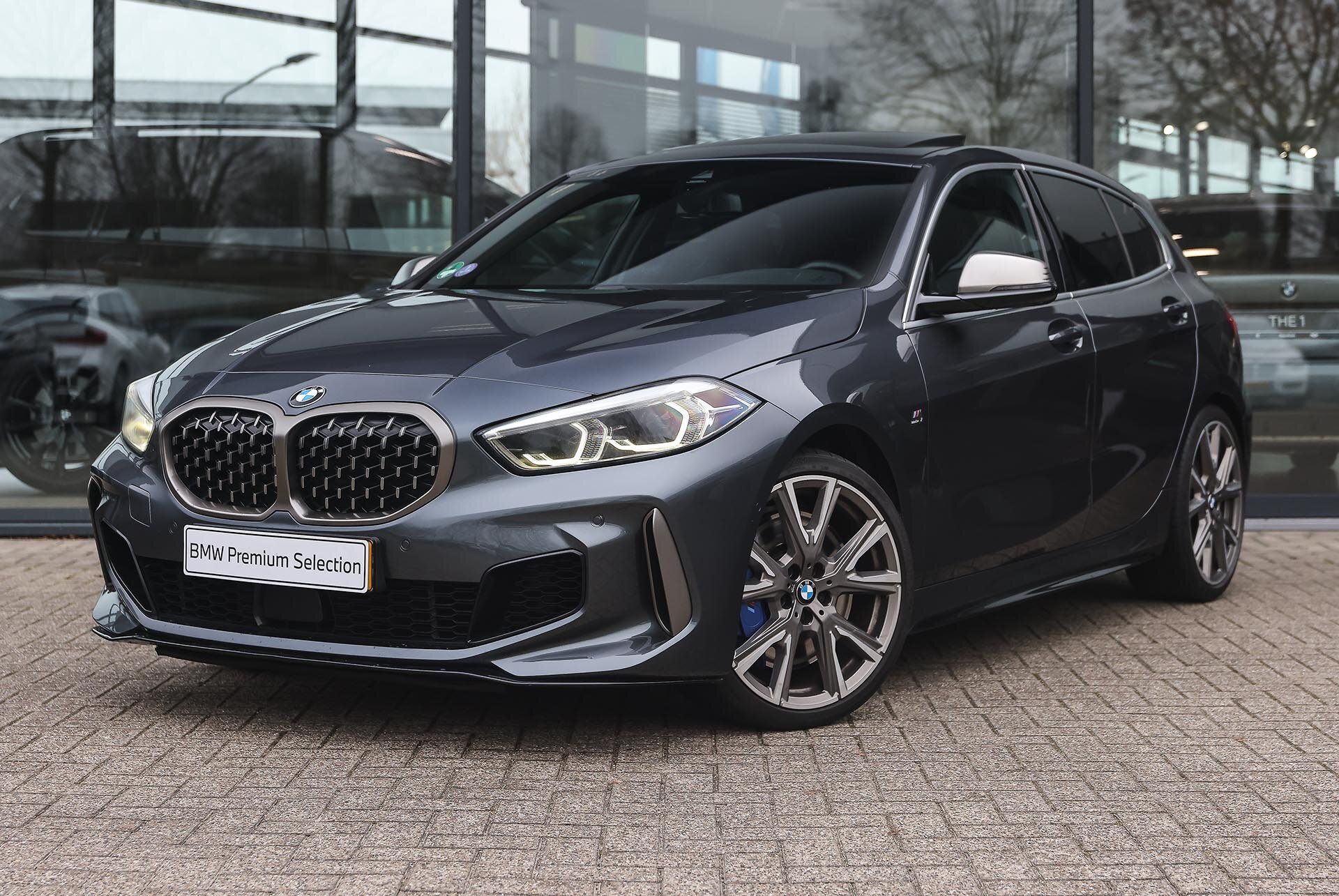 BMW 1 Serie M135i xDrive High Executive Automaat