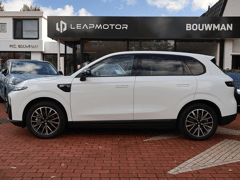 Leapmotor B10 EV 67,1 kWh 218PK Design ProMax, Rijklaarprijs | NIEUW | Panoramadak | Navigatie | Camera | Adaptieve Cruise Control - Afbeelding 3
