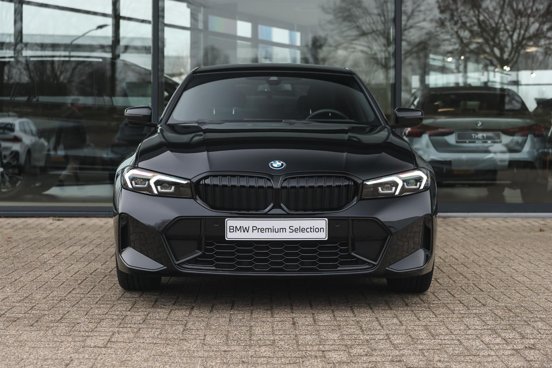 BMW 3 Serie 330e M Sport Automaat - Afbeelding 5