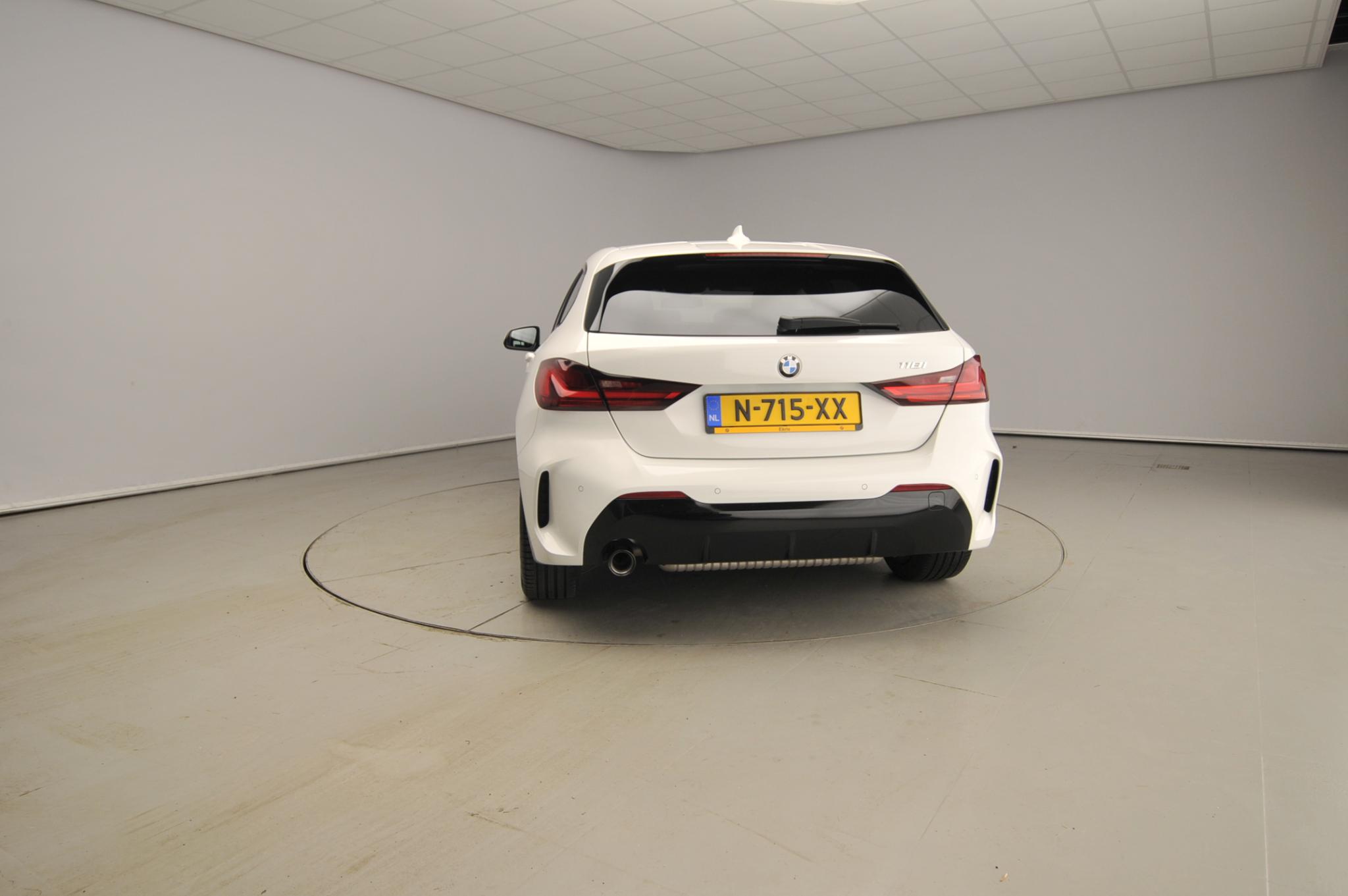 BMW 1 Serie 5-Deurs 118i - Afbeelding 3