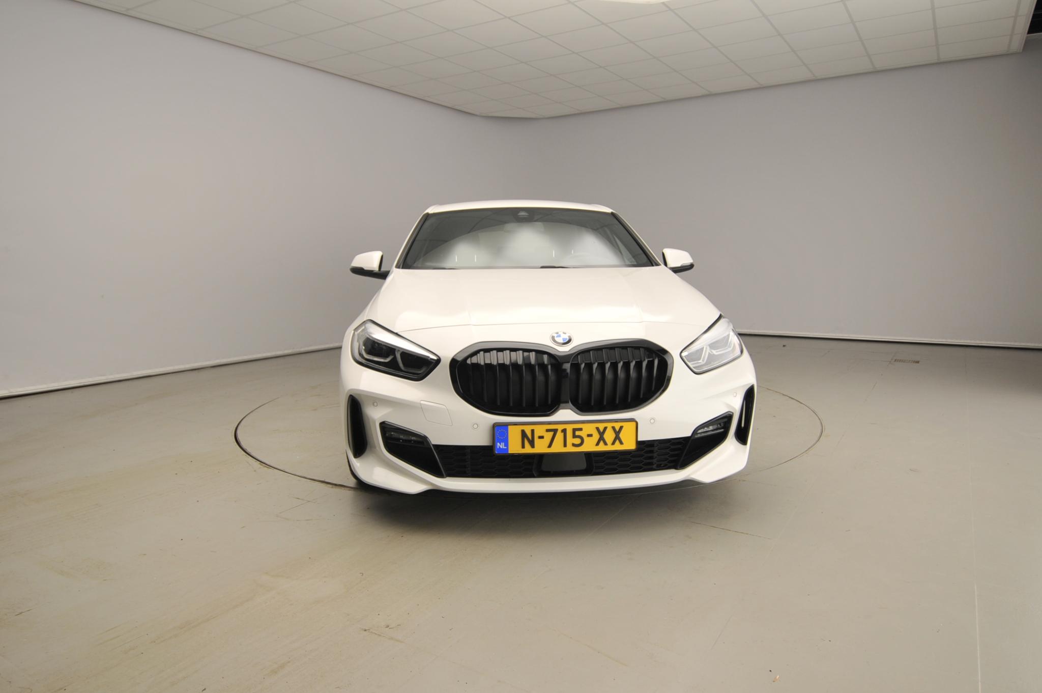BMW 1 Serie 5-Deurs 118i - Afbeelding 5