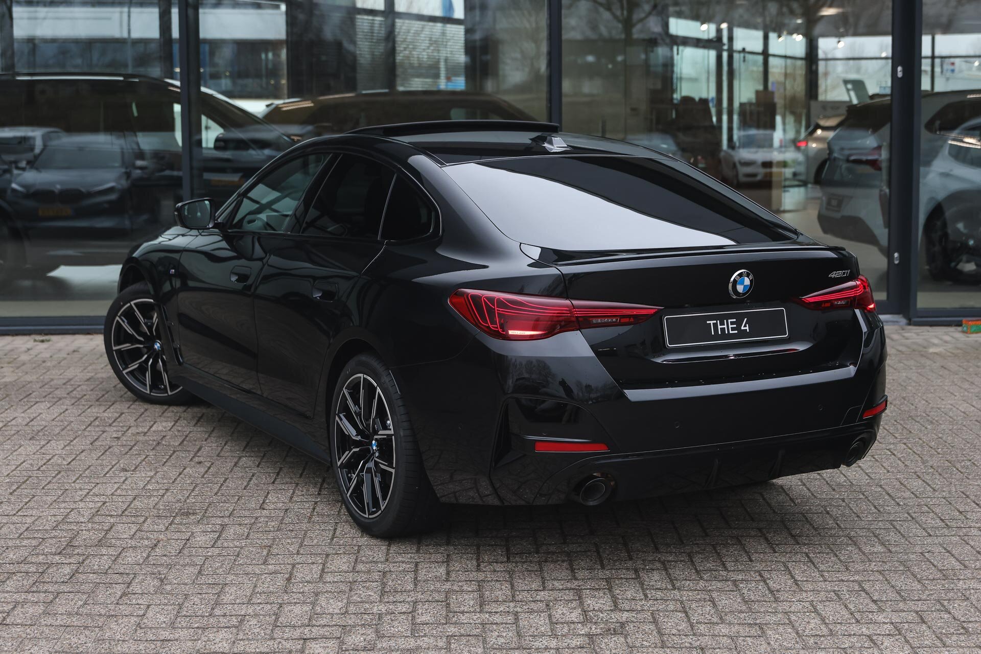 BMW 4 Serie Gran Coupé 420i M Sport Automaat - Afbeelding 2