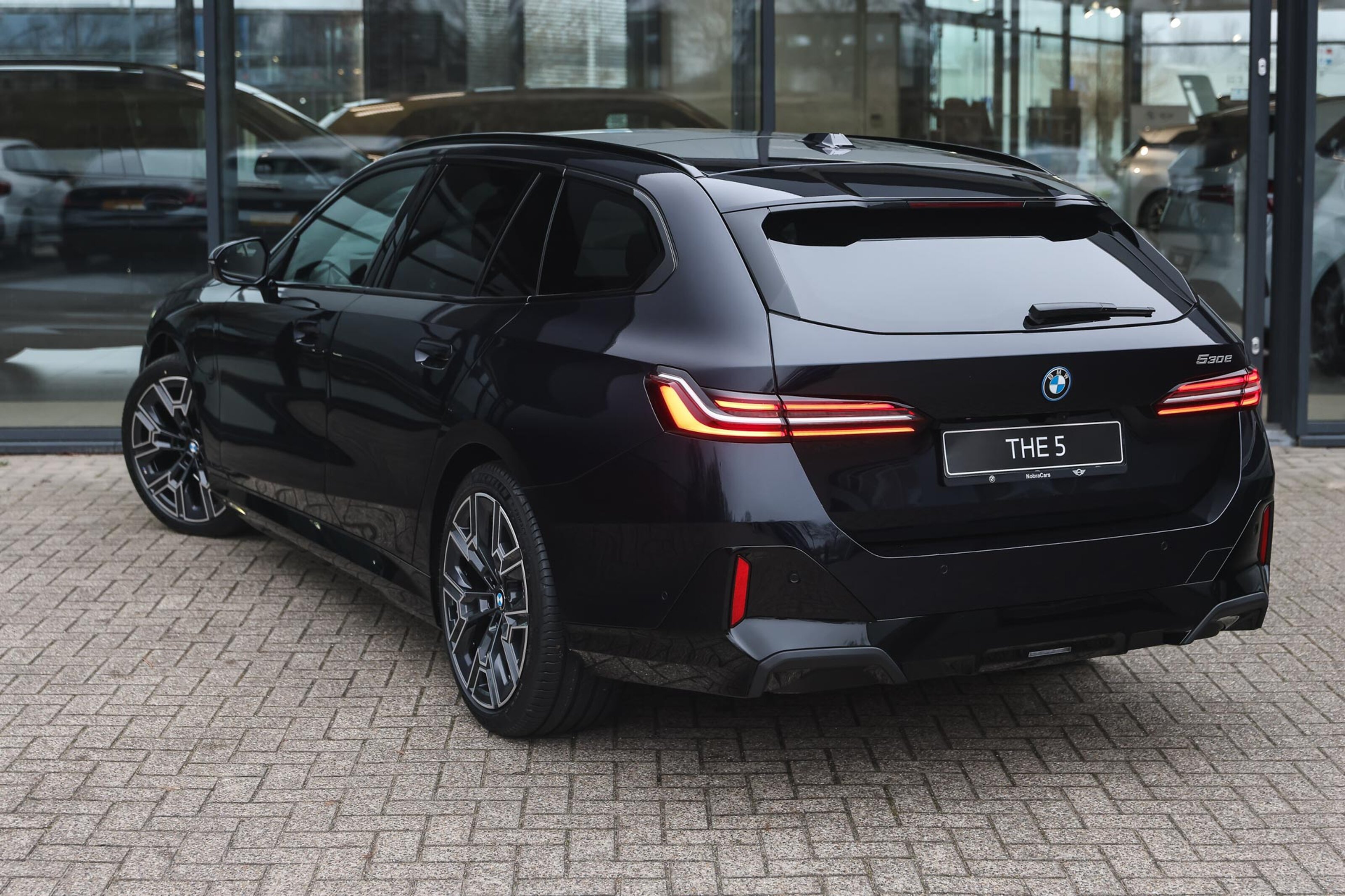 BMW 5 Serie Touring 530e M Sport Automaat