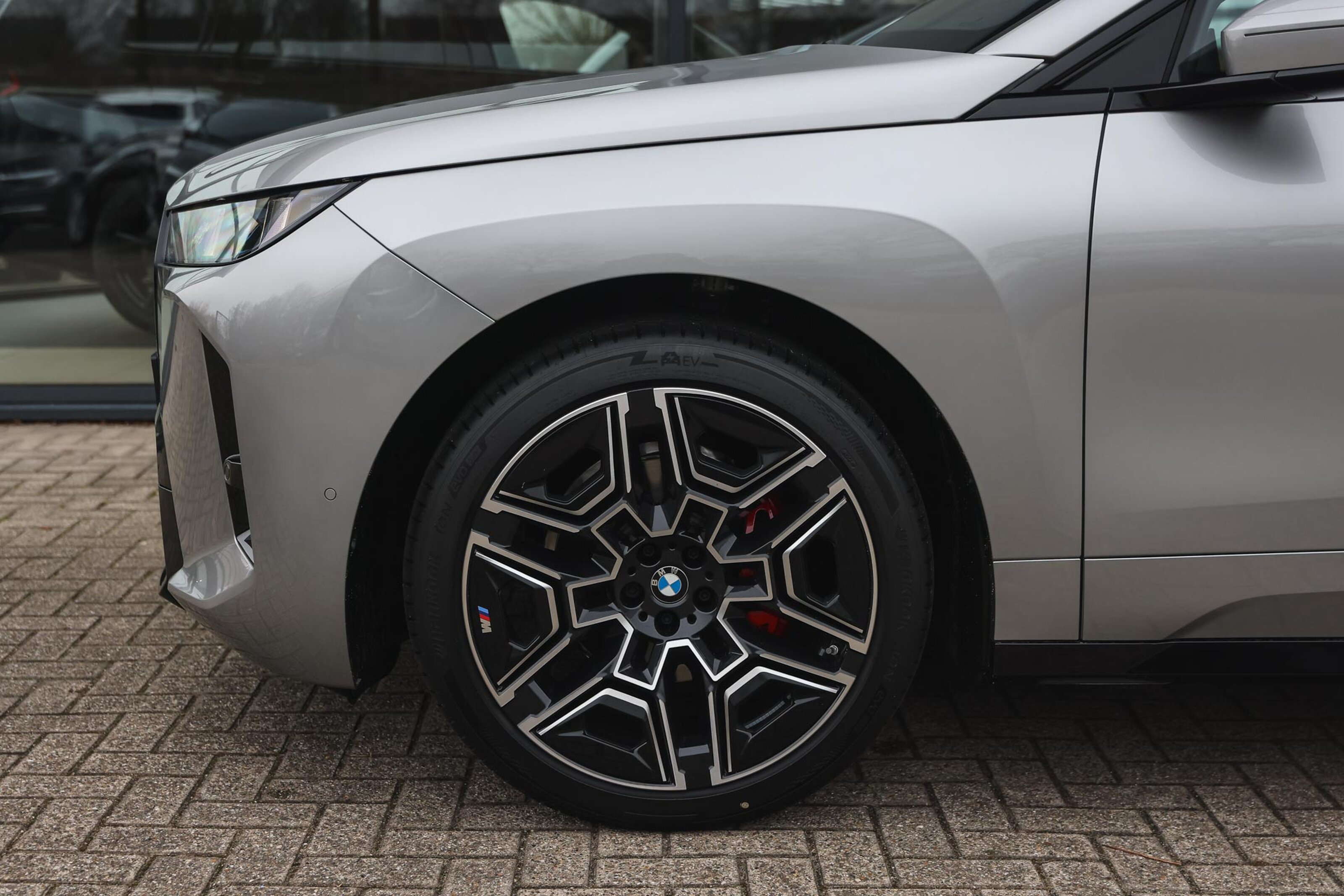 BMW iX xDrive60 M Sport