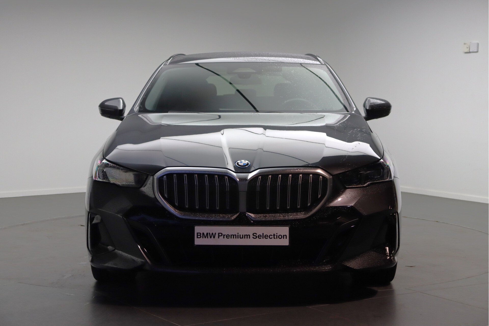 BMW 5 Serie Touring 530e M Sport Automaat - Afbeelding 5