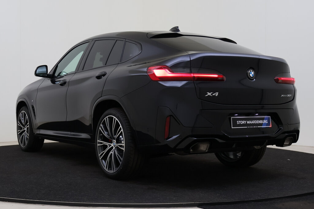 BMW X4 15