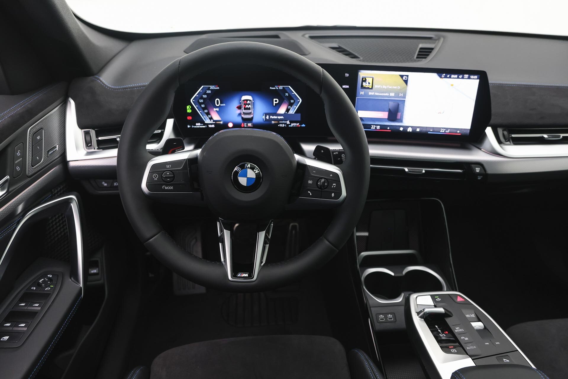 BMW X1 xDrive23i High Executive M Sport Automaat - Afbeelding 3