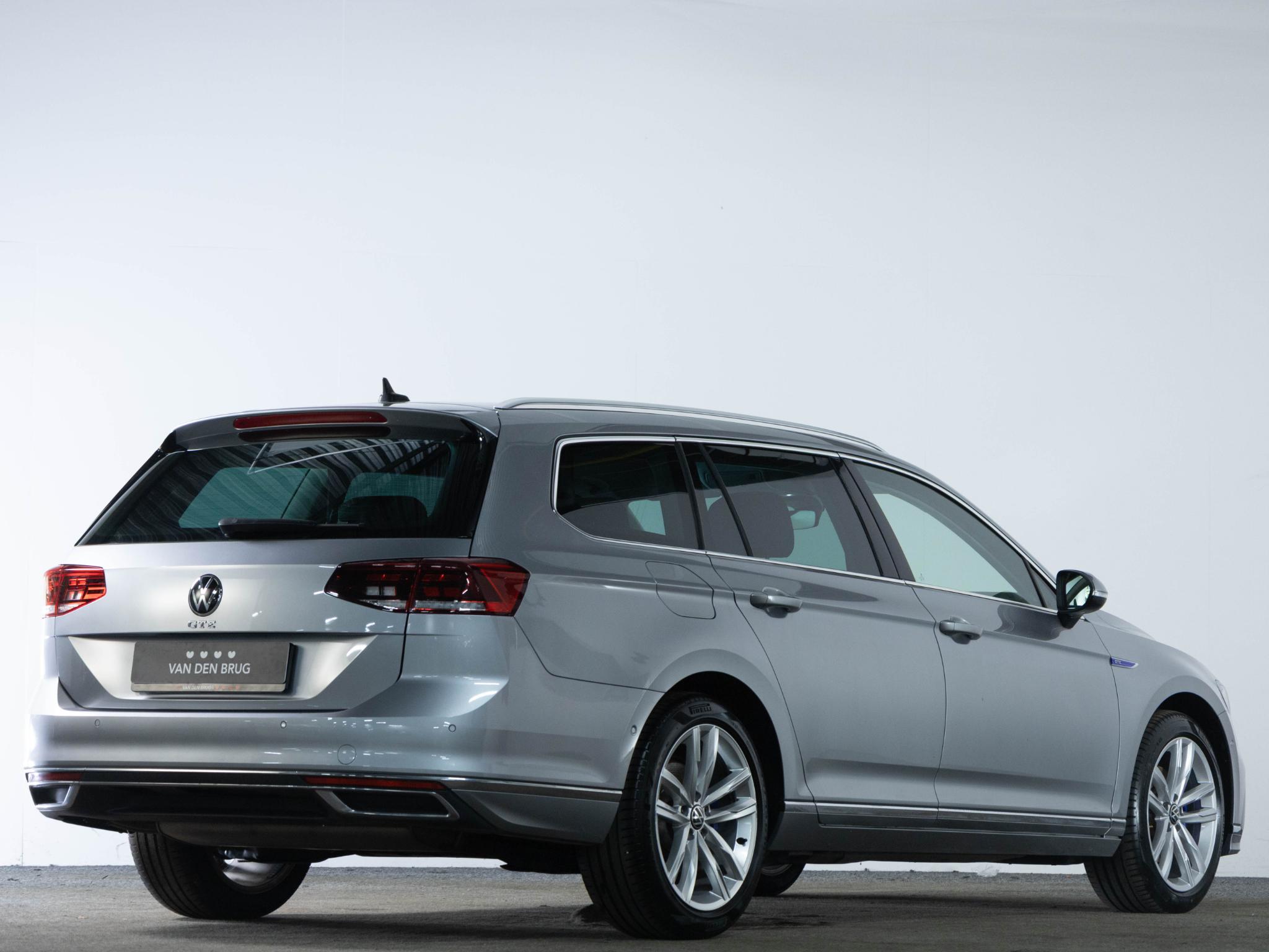 Volkswagen Passat GTE 1.4 TSI 218 PK DSG PHEV Highline - Afbeelding 2