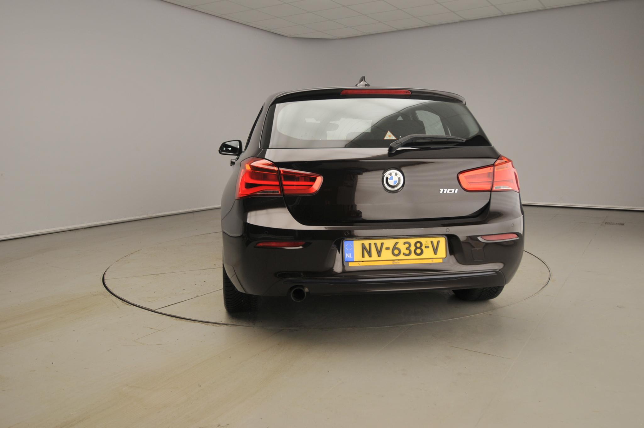 BMW 1 Serie 5-deurs 118i - Afbeelding 3