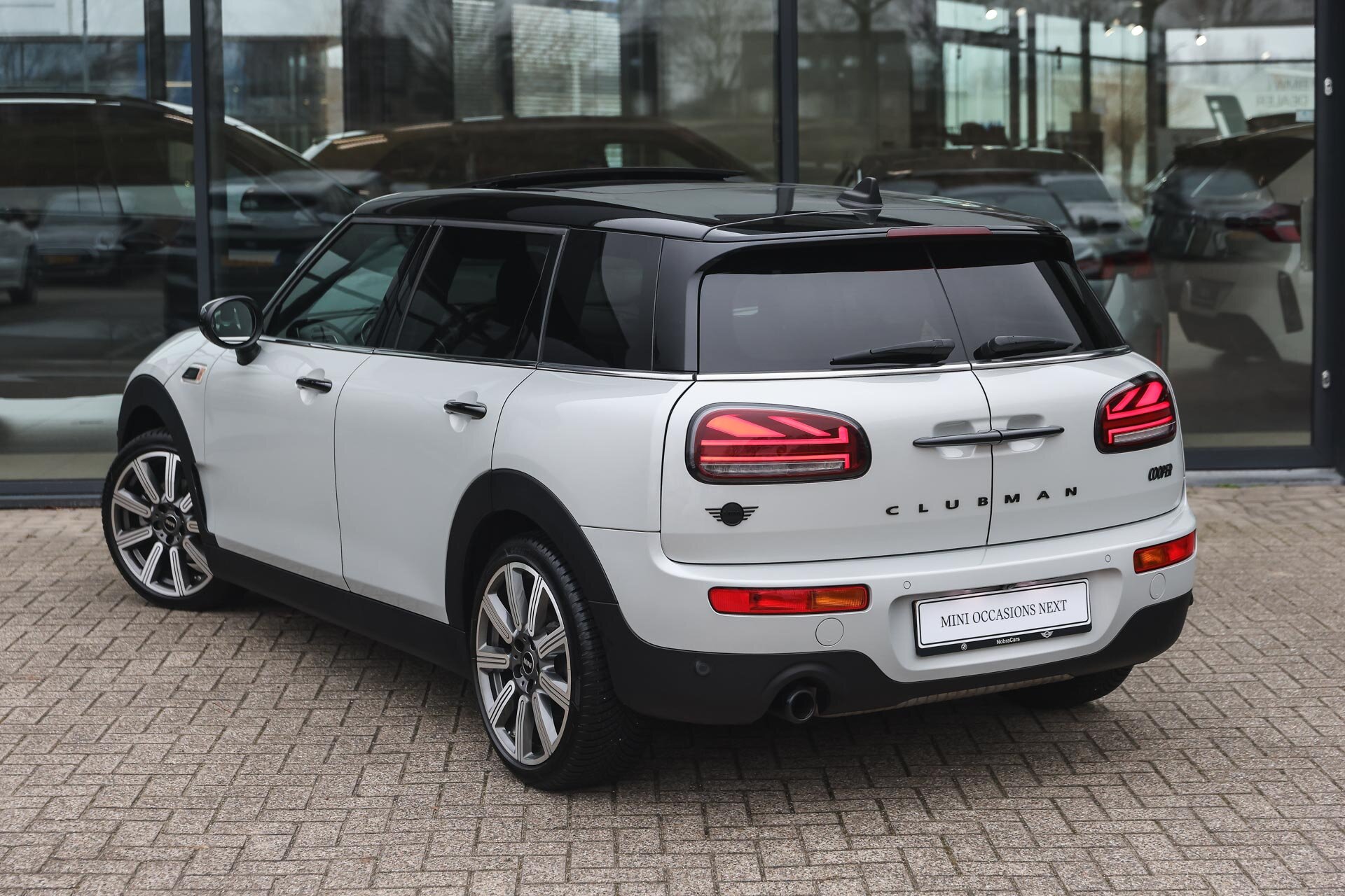 MINI Clubman Cooper Classic Automaat - Afbeelding 2