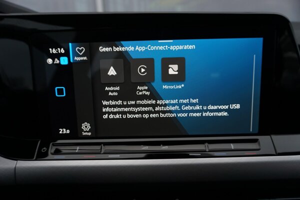 Apple Carplay/Android Auto