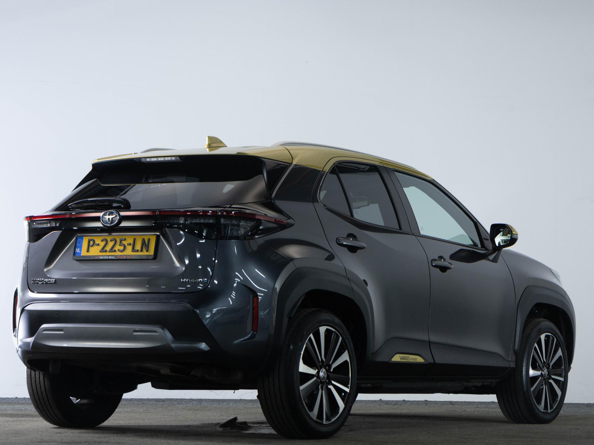 Toyota Yaris Cross 1.5 Hybrid 115 PK Launch Edition - Afbeelding 2