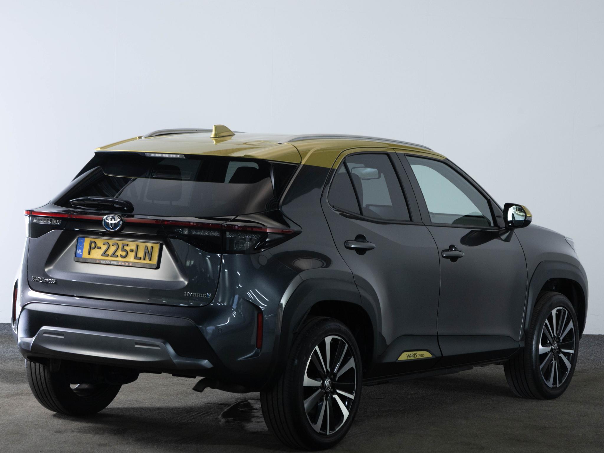 Toyota Yaris Cross 1.5 Hybrid 115 PK Launch Edition - Afbeelding 4