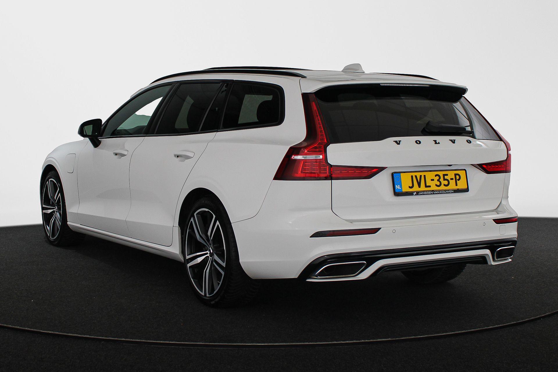 Volvo V60 2.0 T6 Recharge AWD R-Design - Afbeelding 4