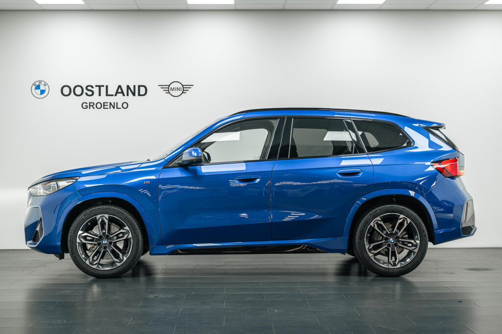 BMW X1 13