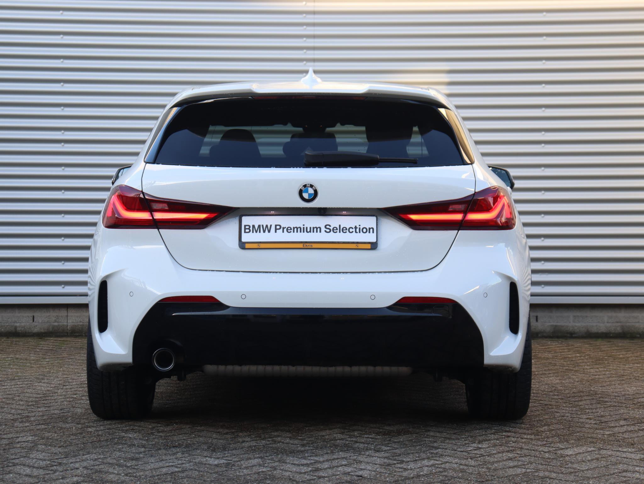 BMW 1 Serie 5-deurs 118i - Afbeelding 4