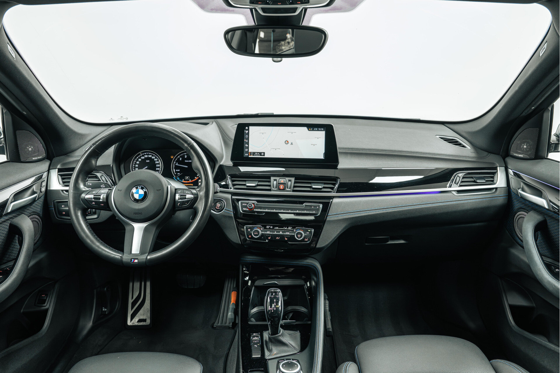 BMW X1 sDrive20i High Executive M Sport Automaat - Afbeelding 4