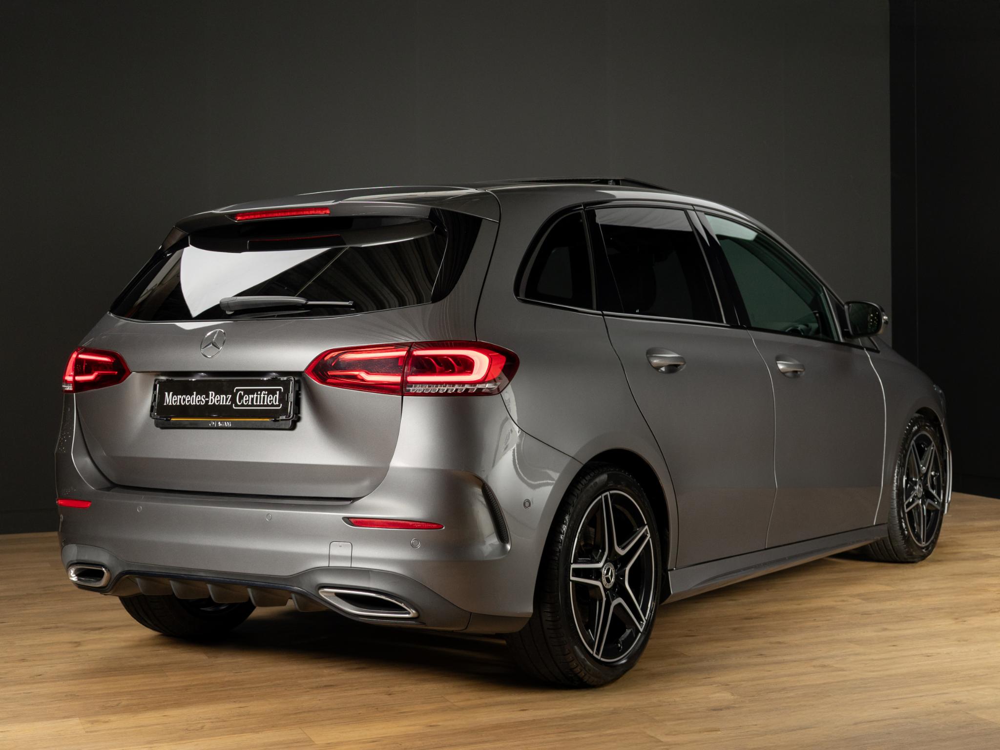 Mercedes-Benz B-Klasse 180 Business Solution AMG - Afbeelding 2