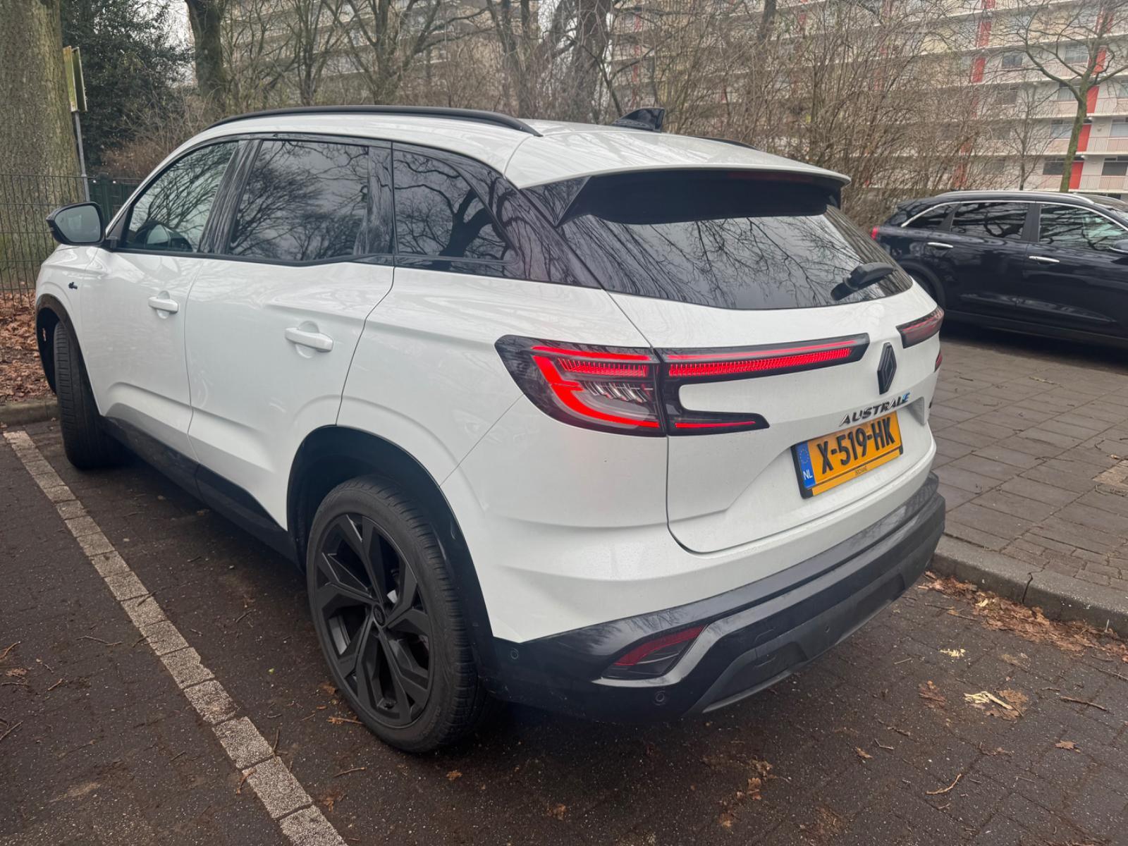 Renault Austral techno esprit Alpine E-Tech full hybrid 200 - Afbeelding 3