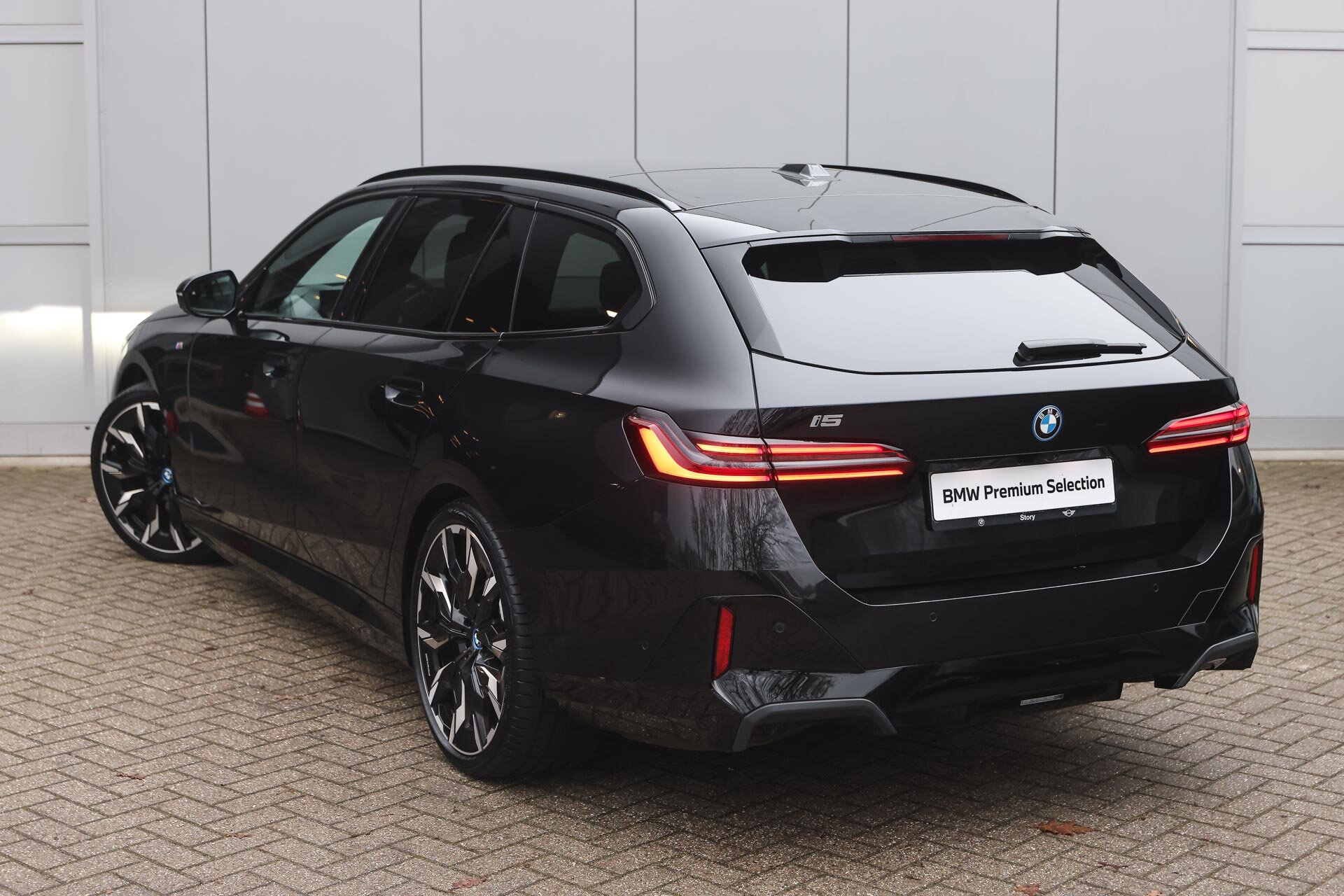 BMW i5 Touring eDrive40 M Sport - Afbeelding 2