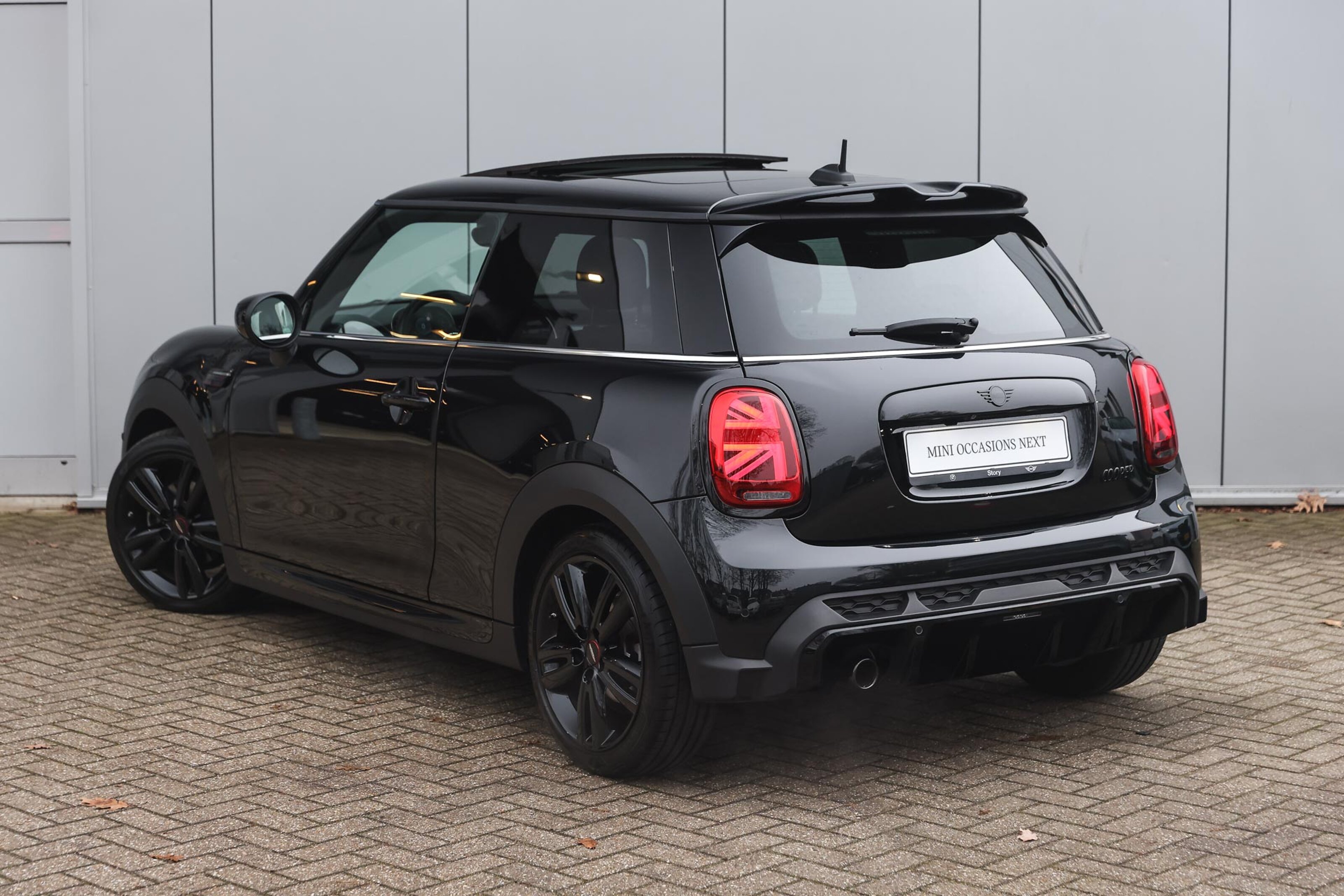 MINI Cooper John Cooper Works Automaat