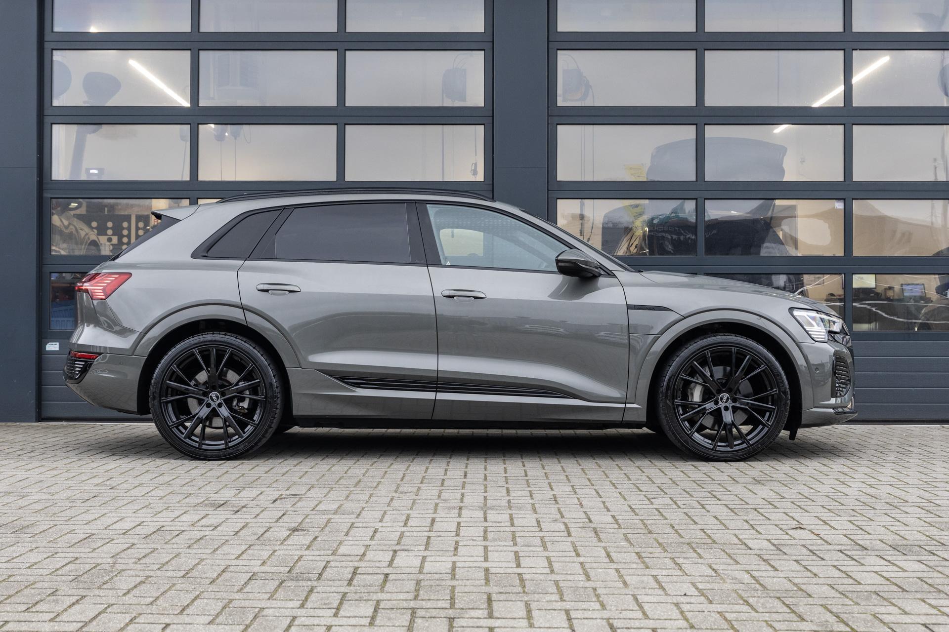 Audi Q8 e-tron 55 408pk quattro S Edition 115 kWh - Afbeelding 3