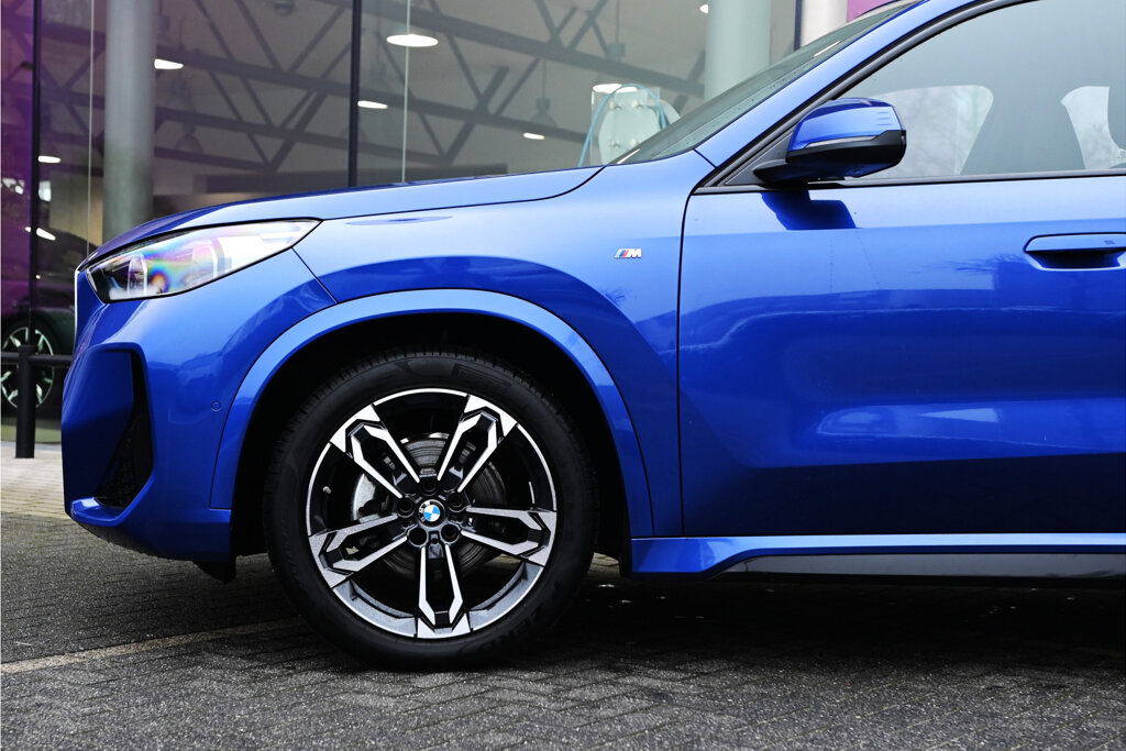 BMW X1 7