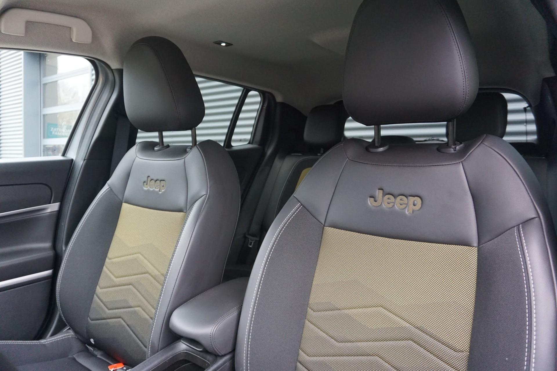 Jeep Avenger 156pk 1st Edition 54 kWh - Afbeelding 4